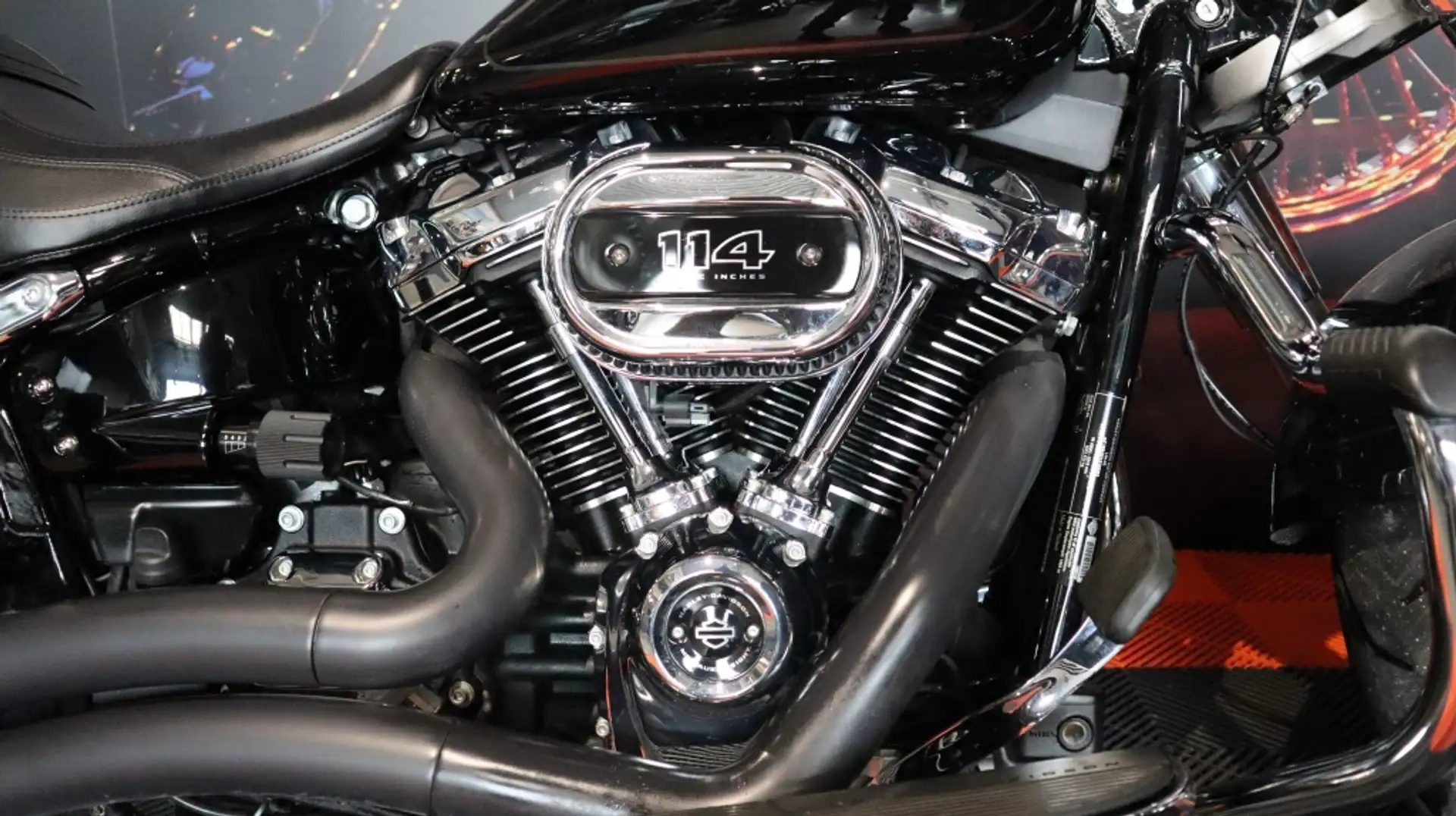Harley-Davidson Fat Boy Chopper Zwart - 2