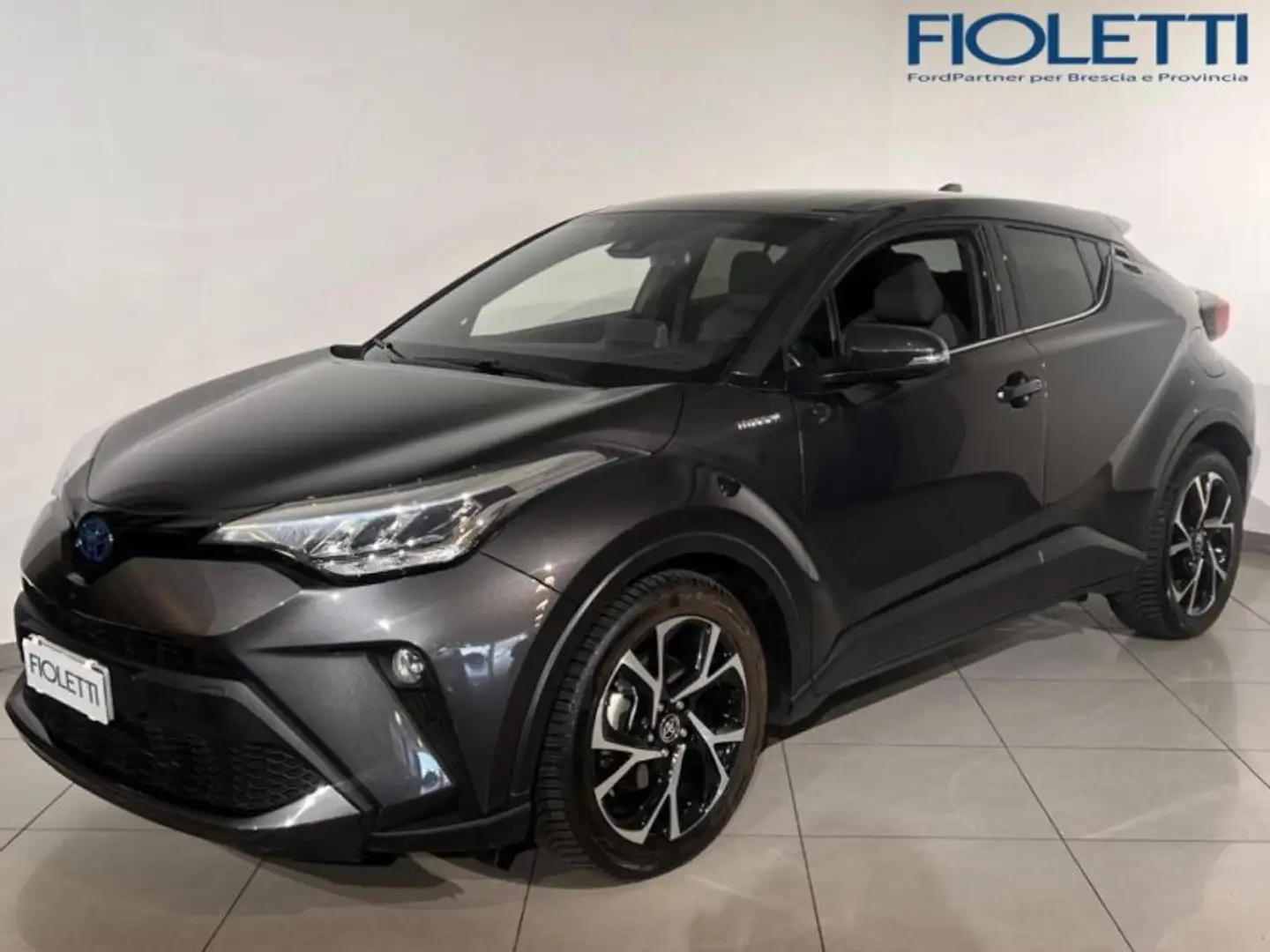 Toyota C-HR 1.8 HYBRID E-CVT TREND Grijs - 1