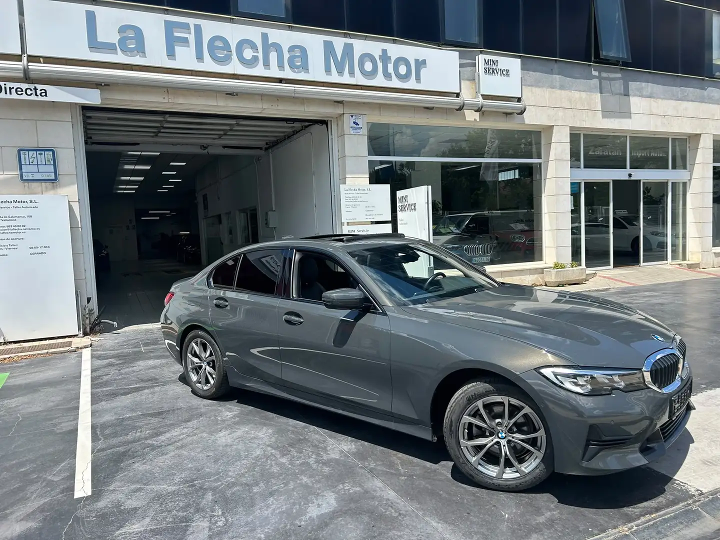 BMW 320 320dA - 2