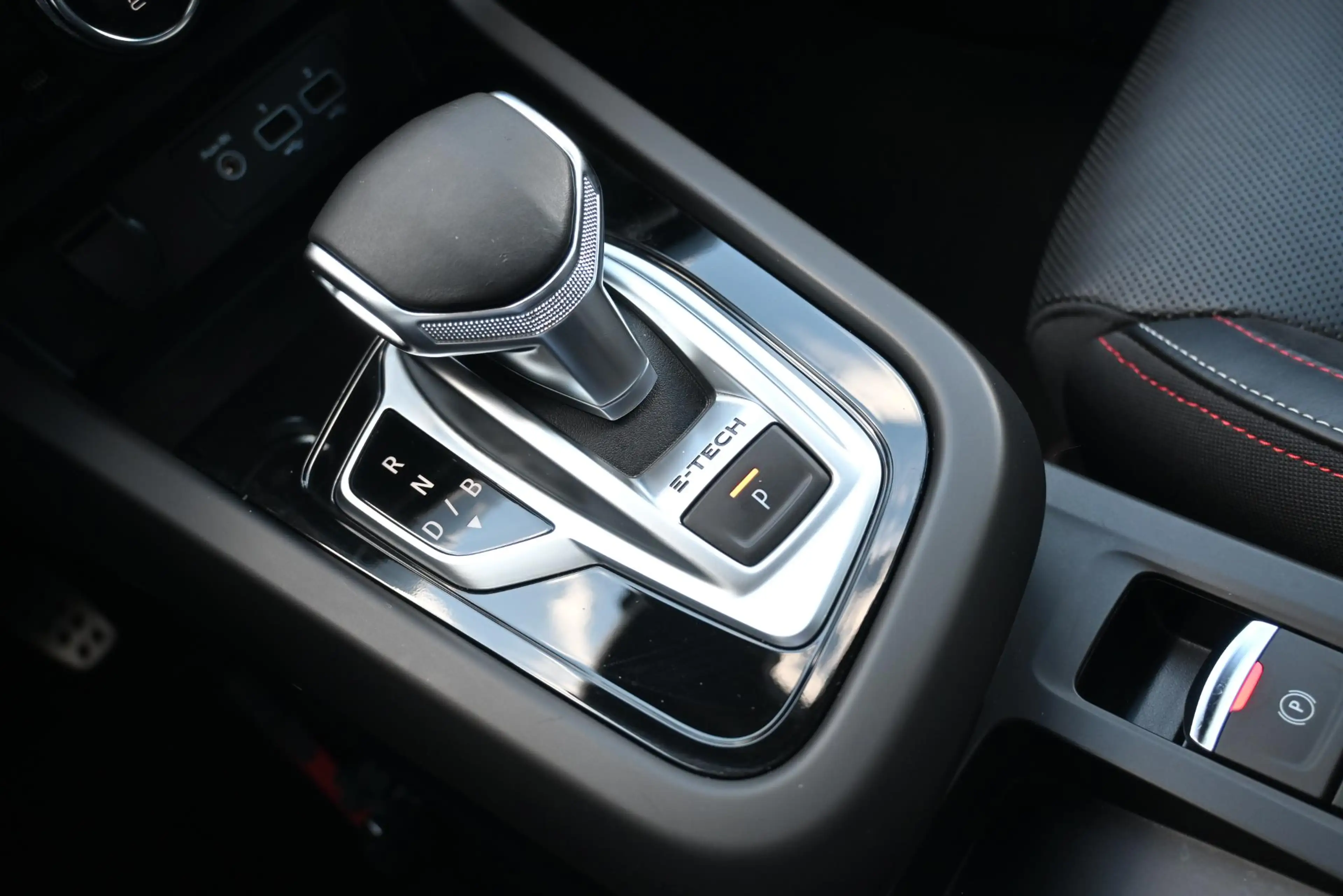 Renault Arkana E-Tech Hybrid 145 R.S. Line | ADAPT. CRUISE CONTRO — photo 23