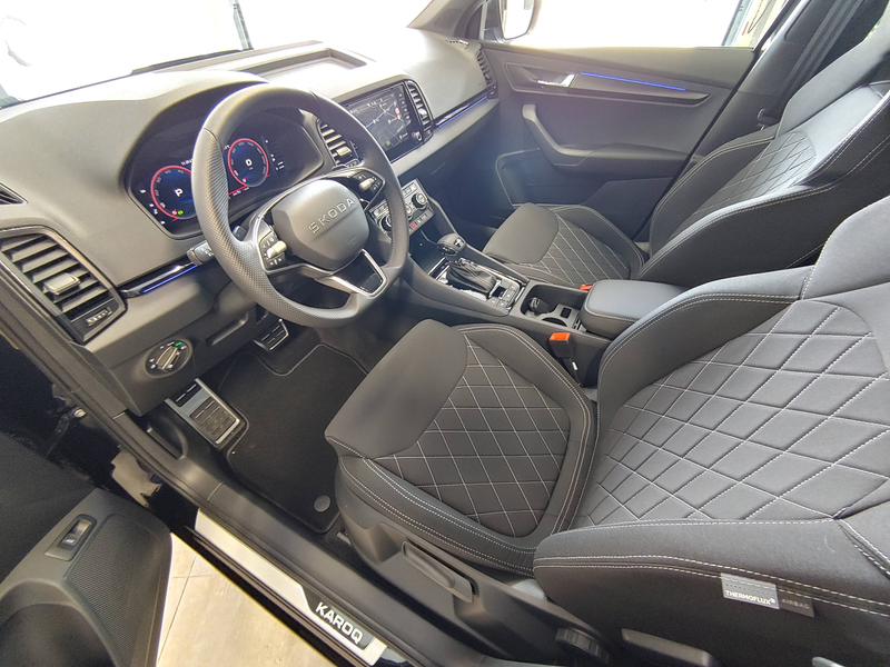 Skoda Karoq 2.0 TDI DSG Sportline Matrix/Navi/ACC/AHK/Kamera/5Jahre — photo 8