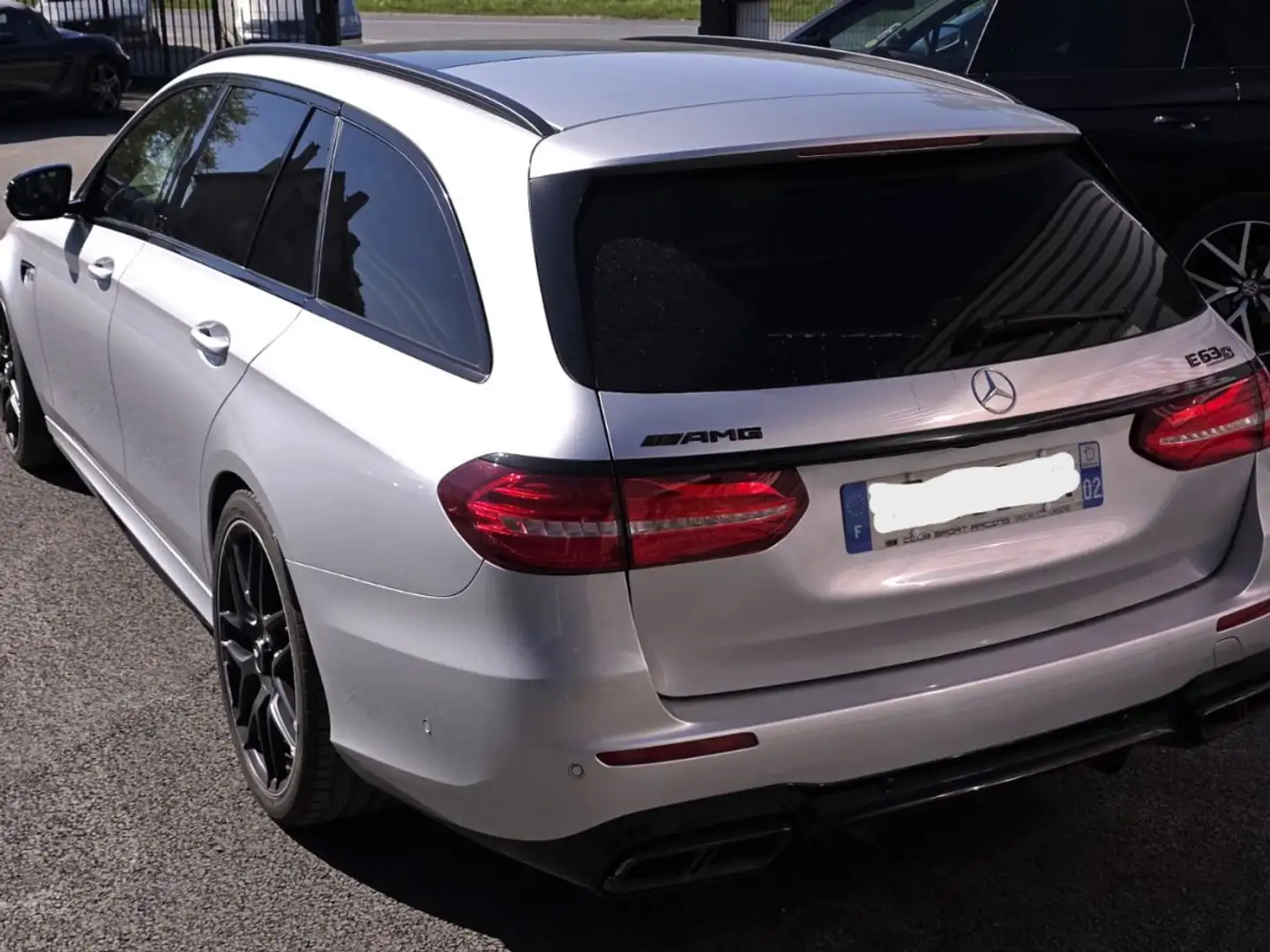 Mercedes-Benz E 63 AMG E63S AMG 612CV Grau - 2