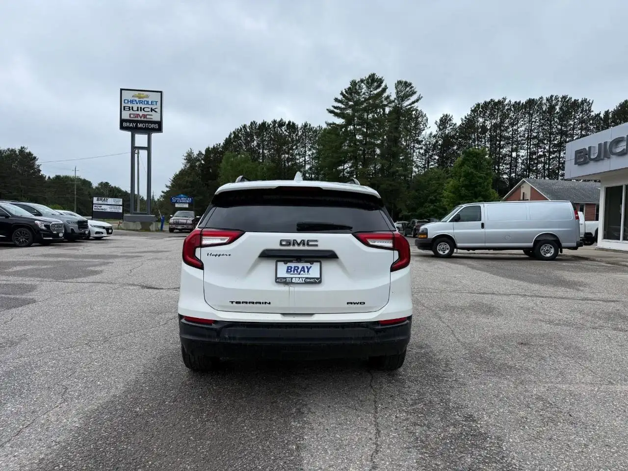 GMC Terrain photo GMC Terrain