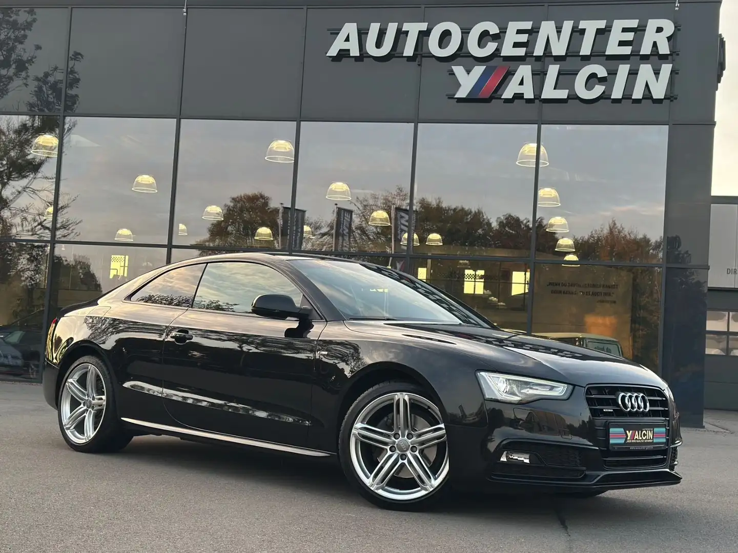 Audi A5 2.0 TFSI S-tr. quattro 3xS-Line S-HE/NAVI/B&O Schwarz - 1