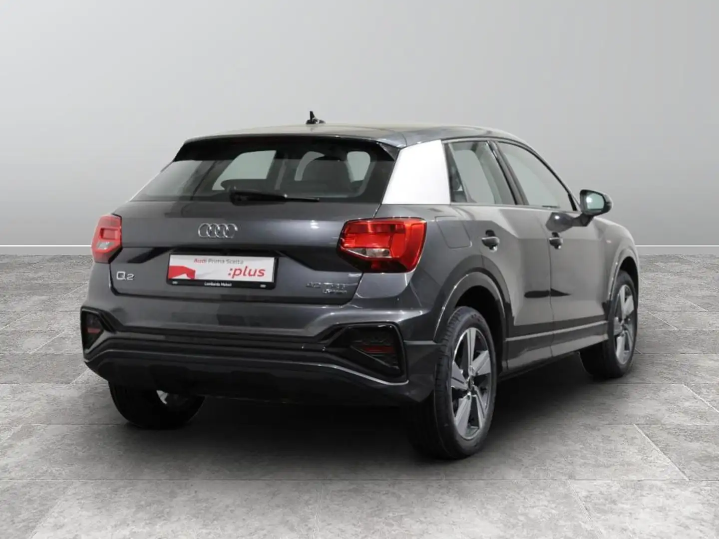 Audi Q2 40 2.0 tfsi S line Edition quattro s-tronic Grigio - 2