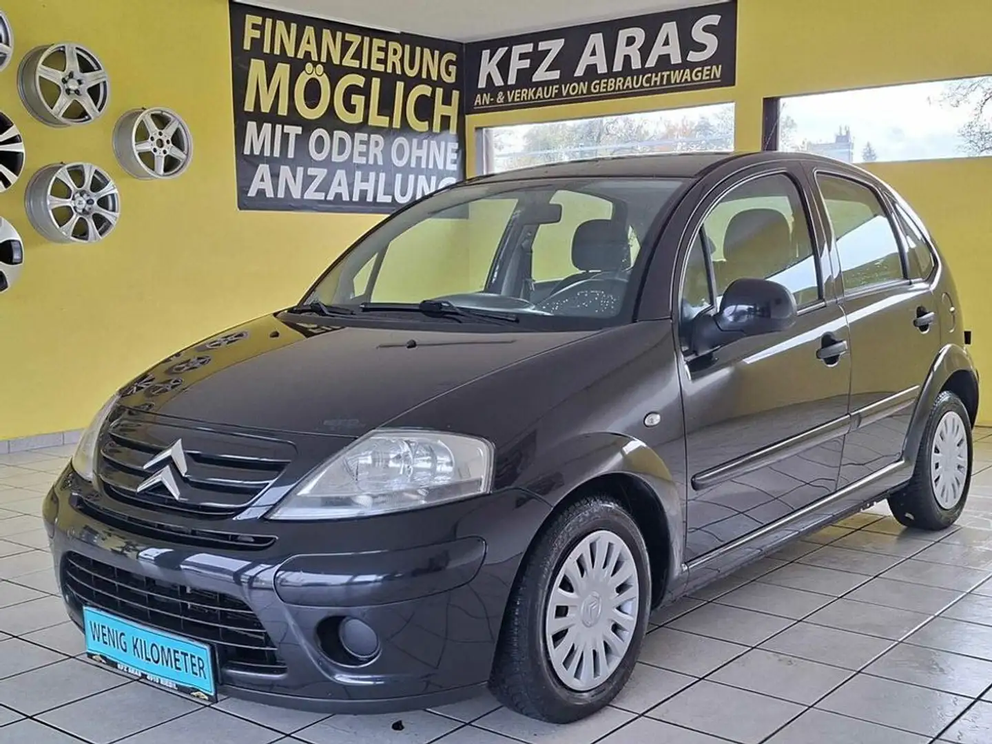 Citroen C3 1.1 TOP ZUSTAND, PICKERL NEU, KLIMA Noir - 1