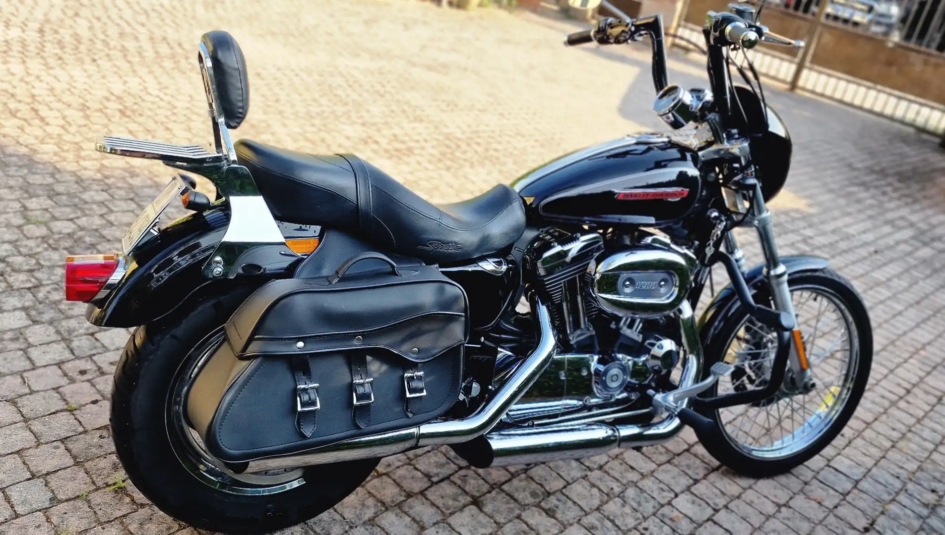 Harley-Davidson Sportster 1200 Sposter XL1200C Nero - 1