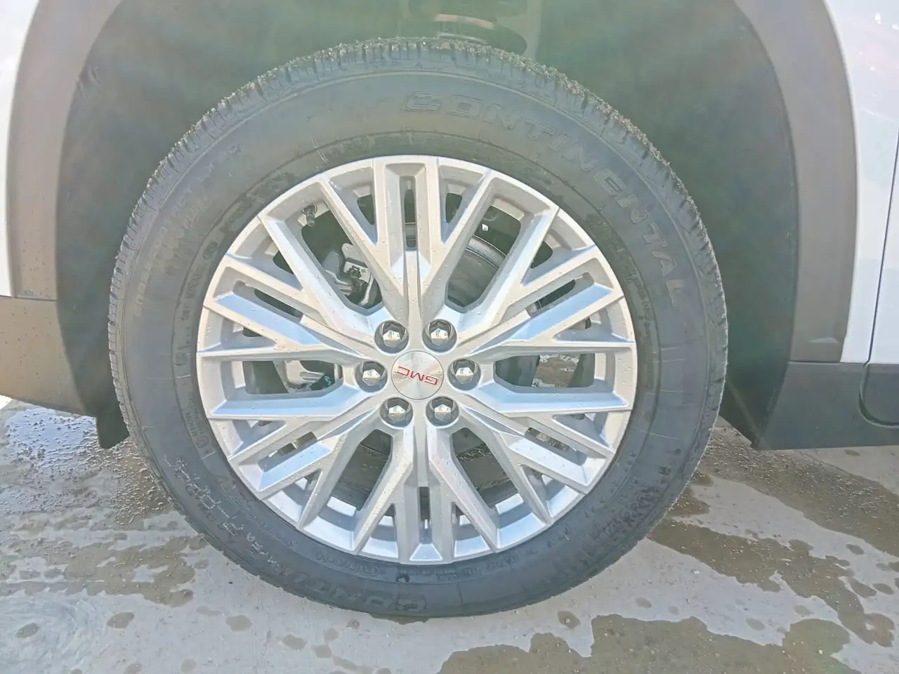 GMC Acadia снимка GMC Acadia