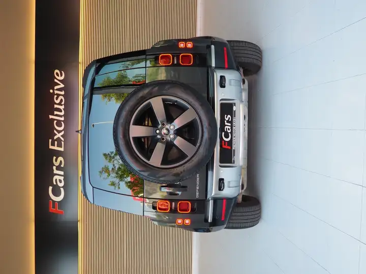 Land Rover Defender 2024, foto 9