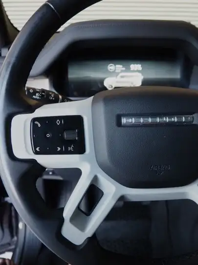 Land Rover Defender 2024, foto 28