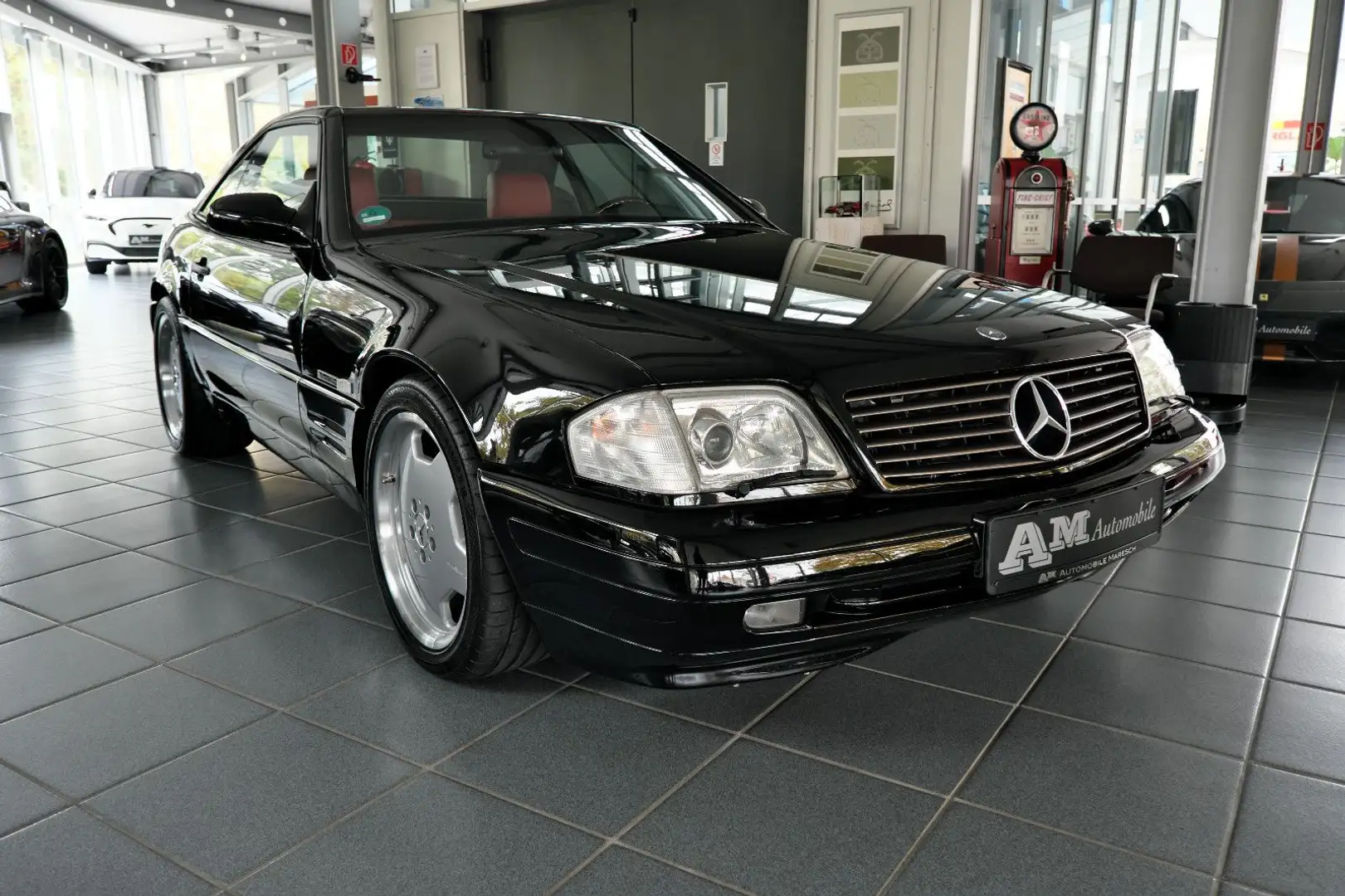 Mercedes-Benz SL 500 AMG Line Special Edition orig. 66`km DE Schwarz - 2