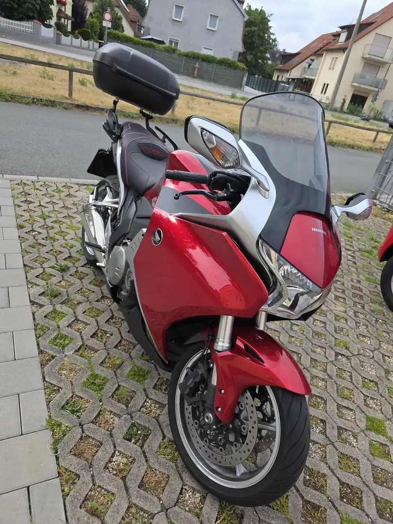 Honda VFR 1200 Rouge - 1