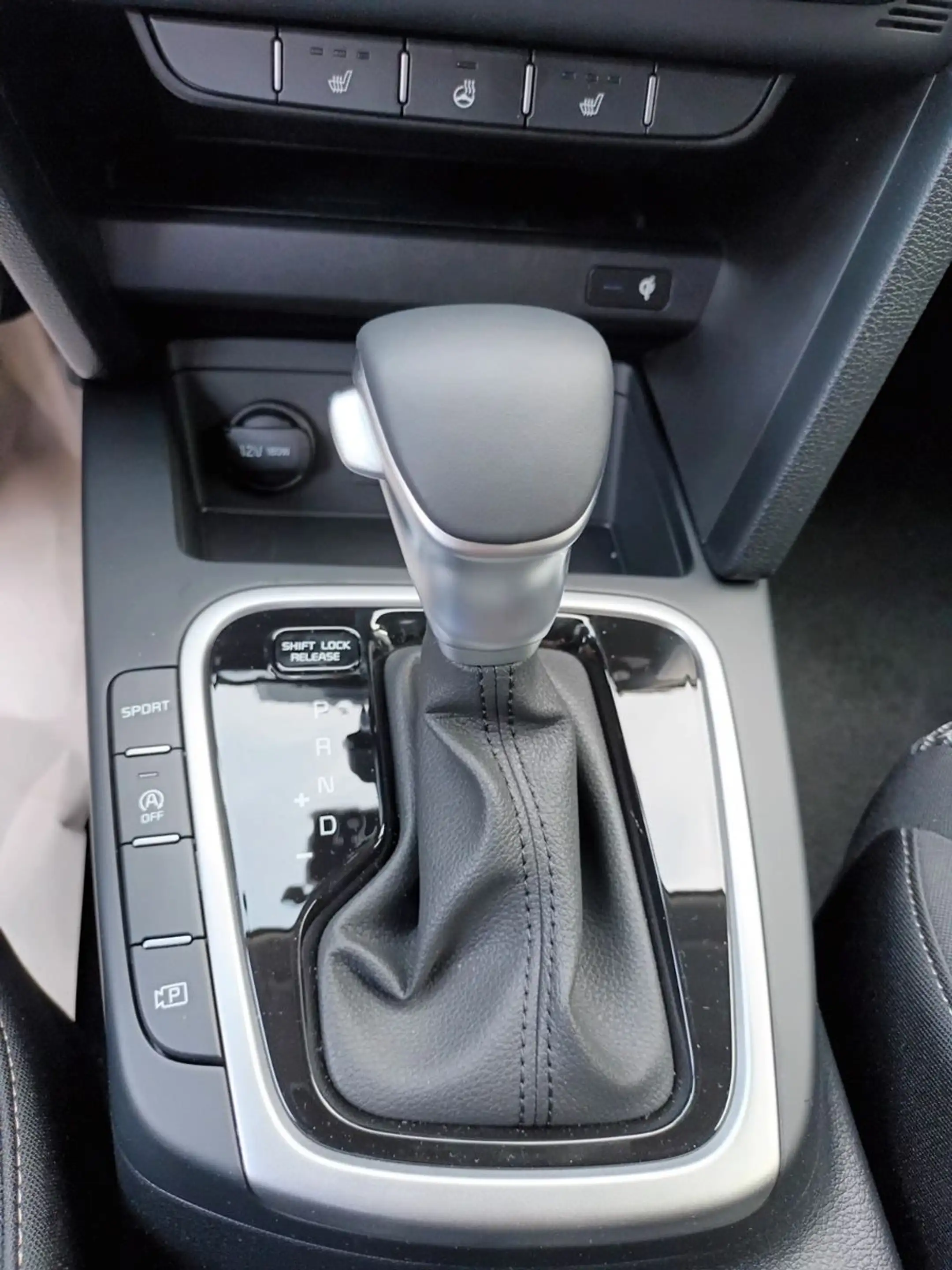 Kia Ceed SW / cee'd SW CEED SPORTWAGON 1.5T-GDI TOP AUT+NAVI+LED+KAMERA — photo 10