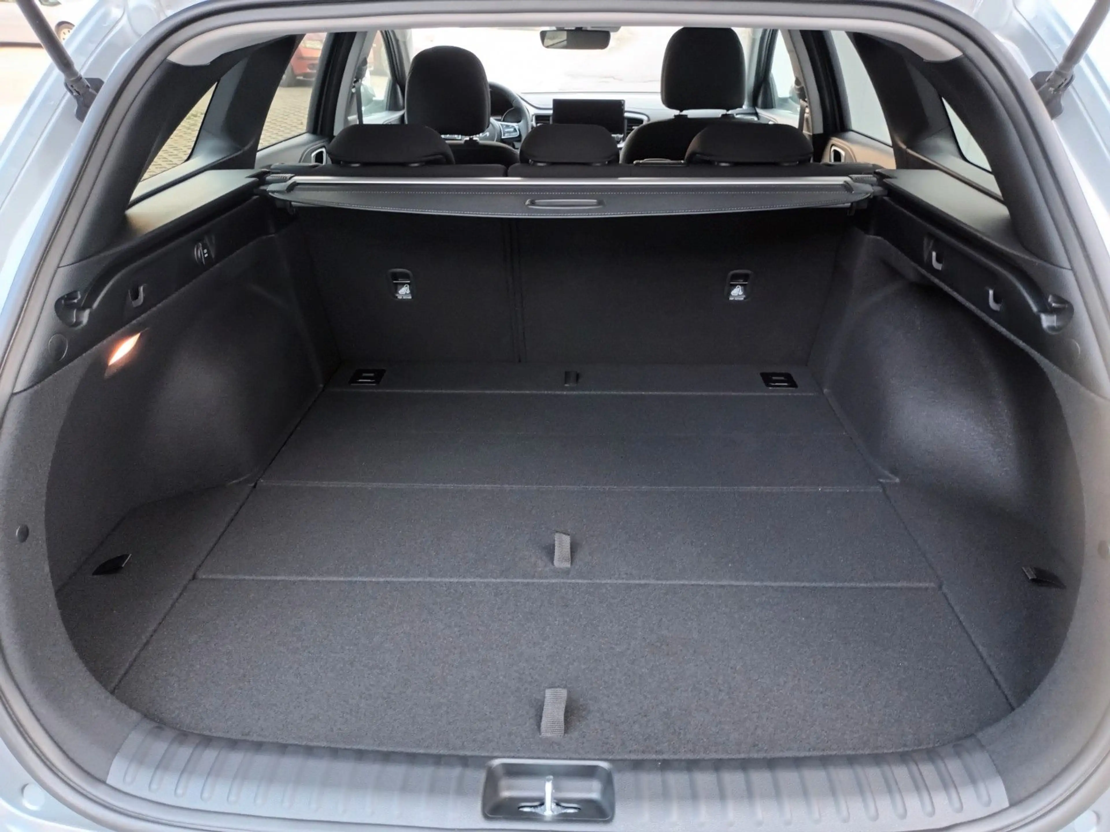 Kia Ceed SW / cee'd SW CEED SPORTWAGON 1.5T-GDI TOP AUT+NAVI+LED+KAMERA — photo 6