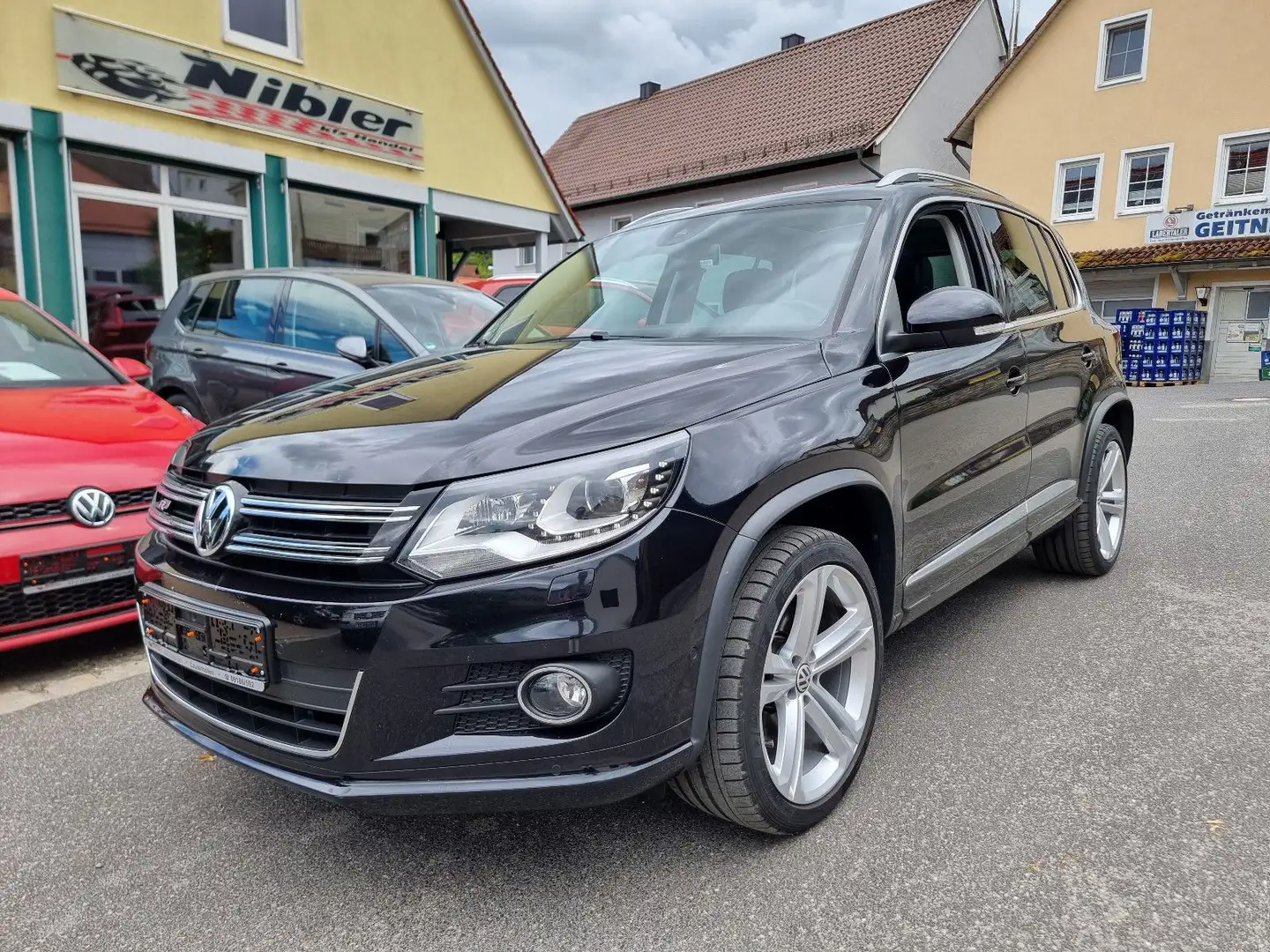 Volkswagen Tiguan 2.0TDI BMT DSG 4Motion R-Line MEGAVOLL!!! Schwarz - 1