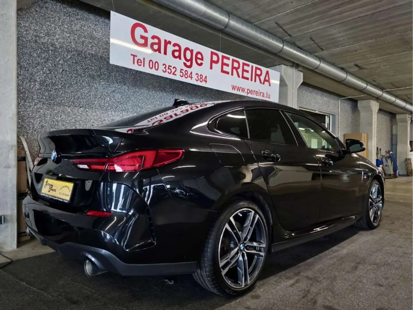 BMW 218 Gran Coupe i M SPORT PAKET CUIR NAVI 1 HAND Noir - 2