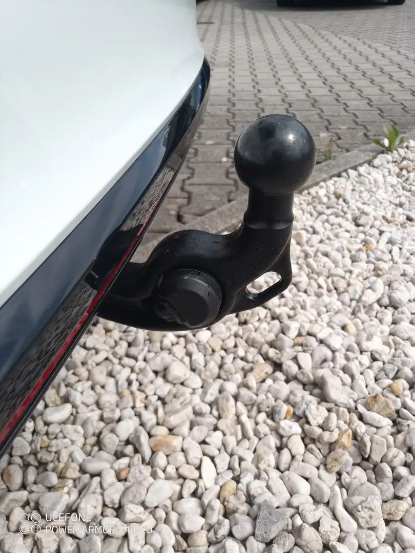 Skoda Octavia Combi 2.0 TSI RS 195 kW 7G DSG+ 5J G /100.000 km Weiß - 2