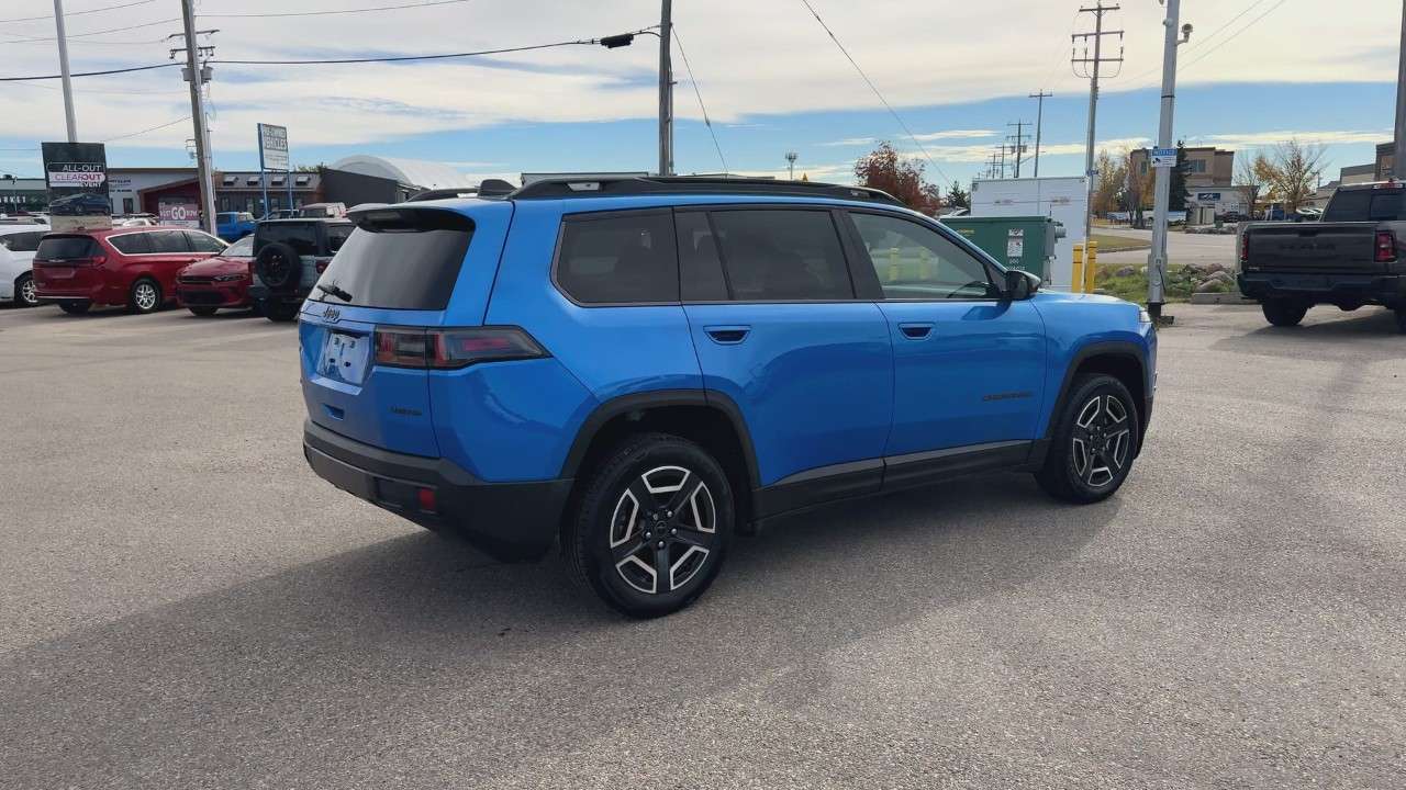 2026 Jeep Cherokee Limited 4x4 — photo 5