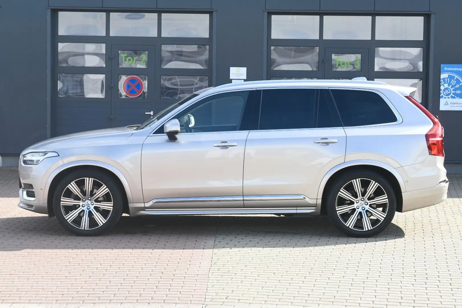 Volvo XC90 B5D AWD Ultimate Bright*LED*PANO*STHZ*B&W* Beige - 2