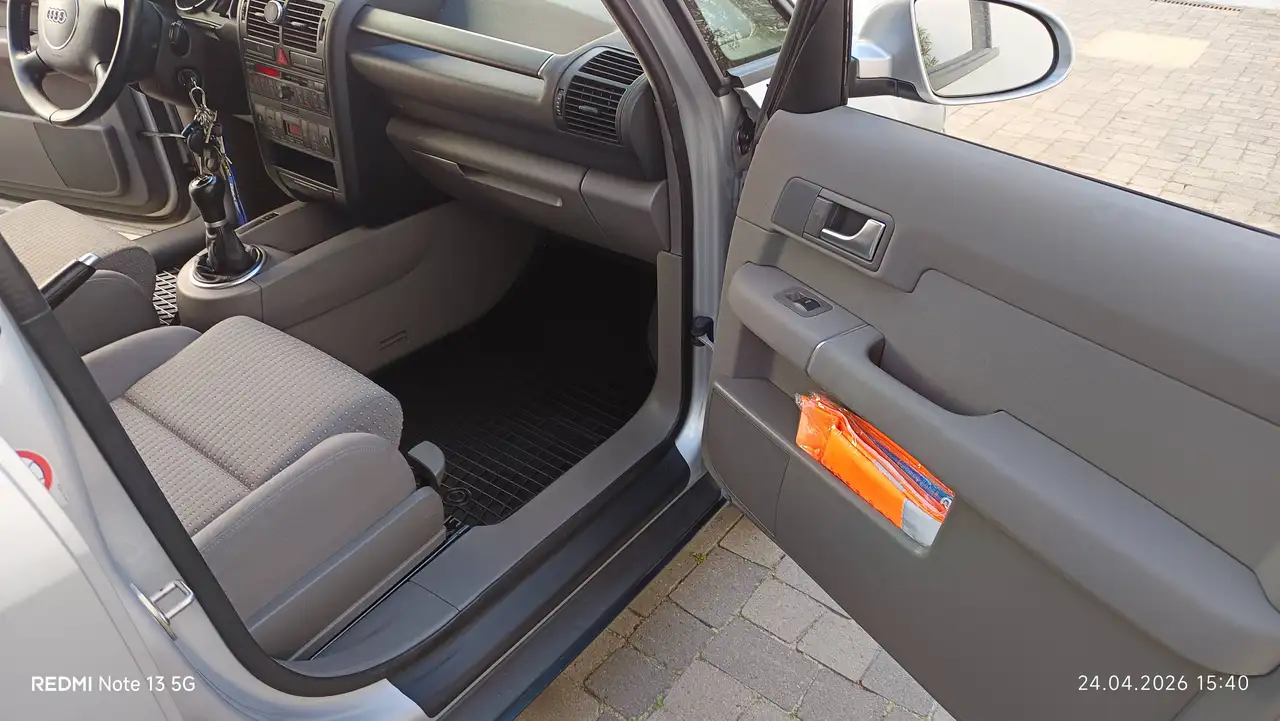 Audi A2 1.4, foto 10