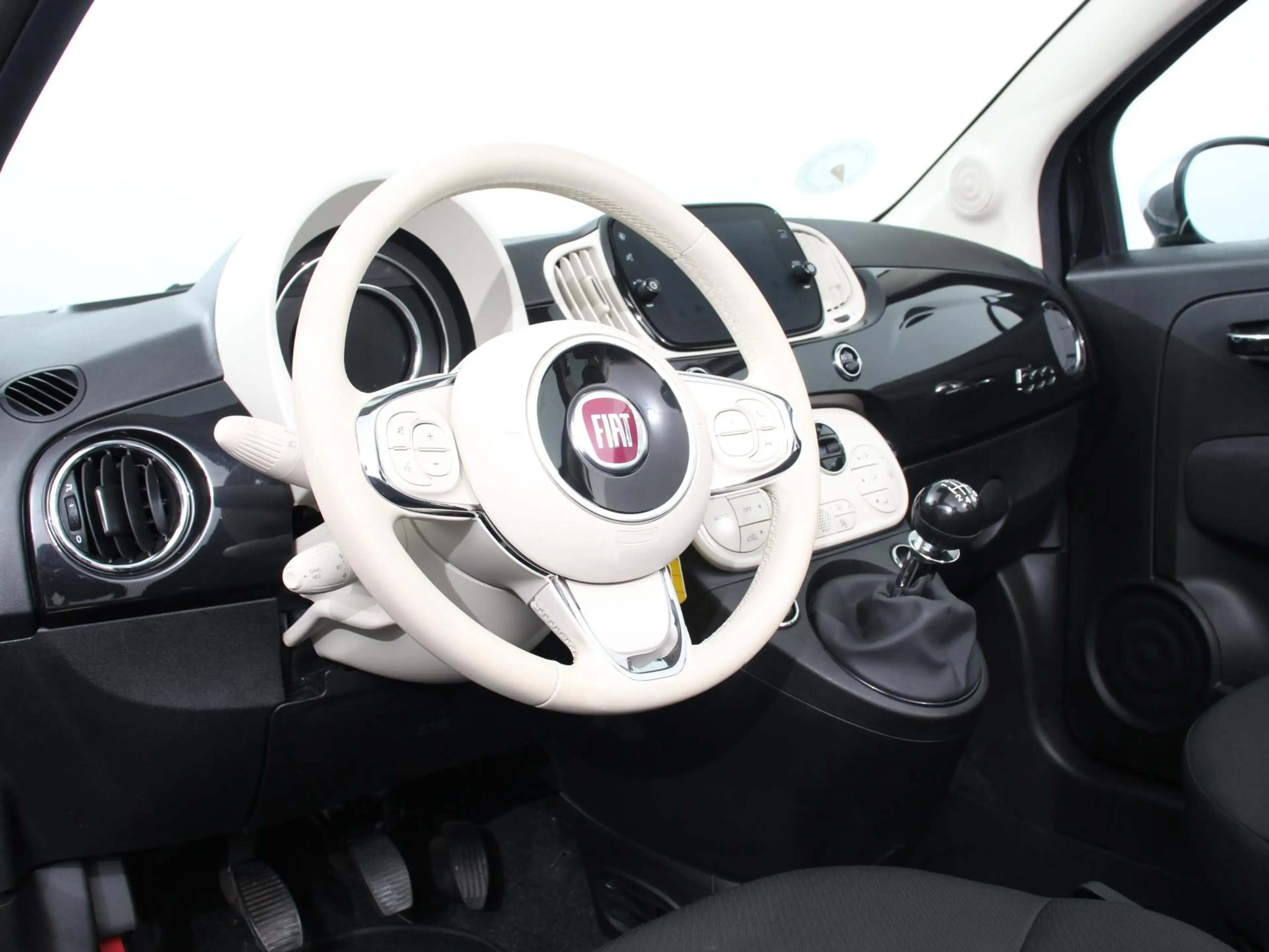 Fiat 500C 1.0 Hybrid Bellavita Navigatie  Climate Control  A — photo 2