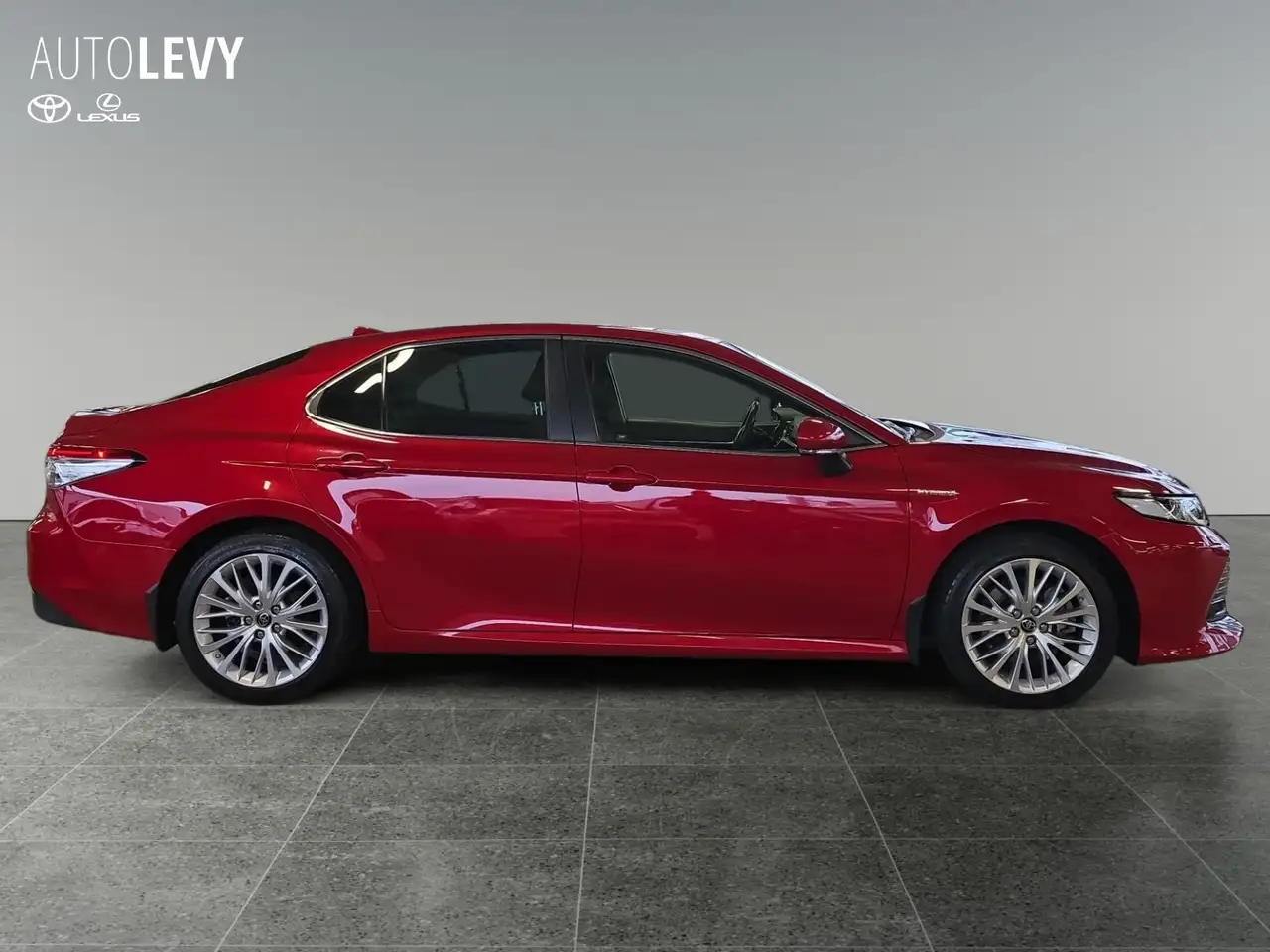Toyota Camry Berline — photo 7 sur 15