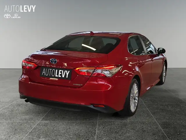 Toyota Camry view 6