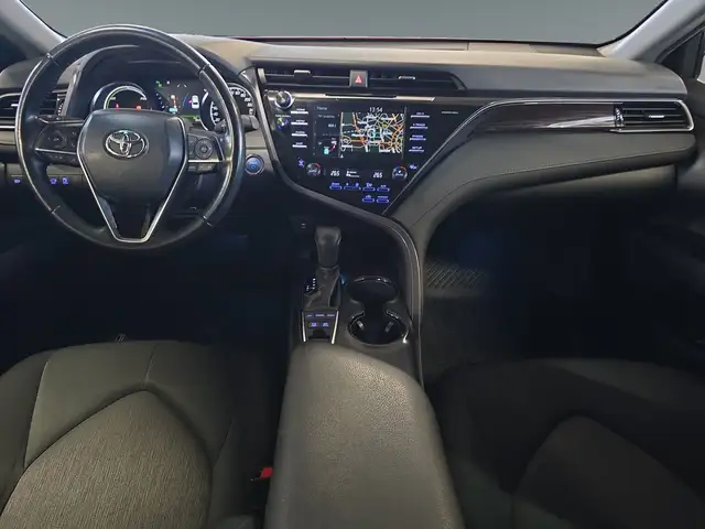 Toyota Camry view 11