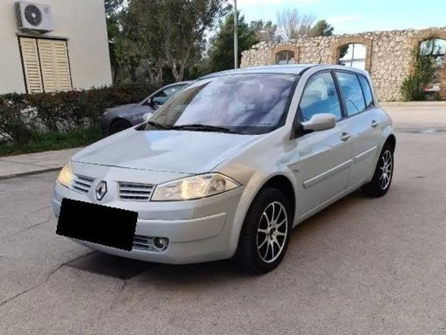 Renault Megane 1.4i+16v+Authentique Gris - 1