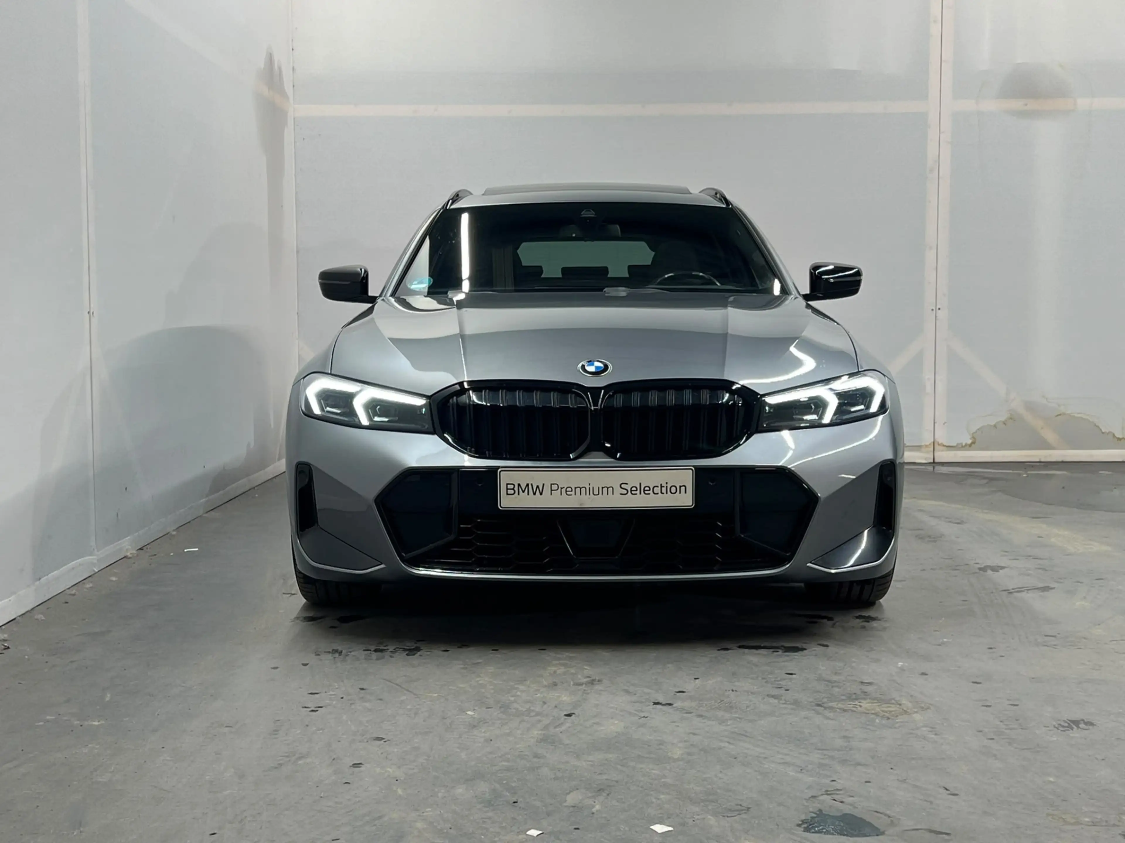 BMW 330 3-serie Touring 330i Trekhaak | Panoramadak | Head — photo 8