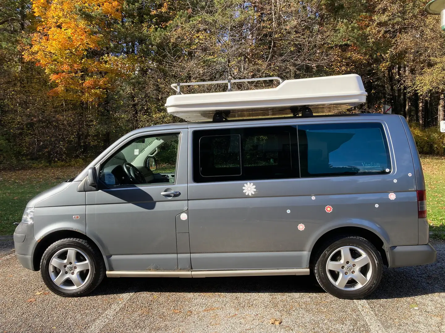 Volkswagen T5 Multivan Panamericana 2,5 TDI 4motion D-PF Grau - 1