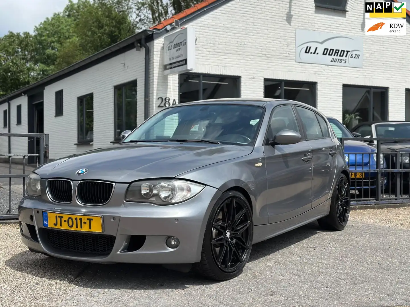 BMW 123 1-serie 123d High Executive Grey - 1