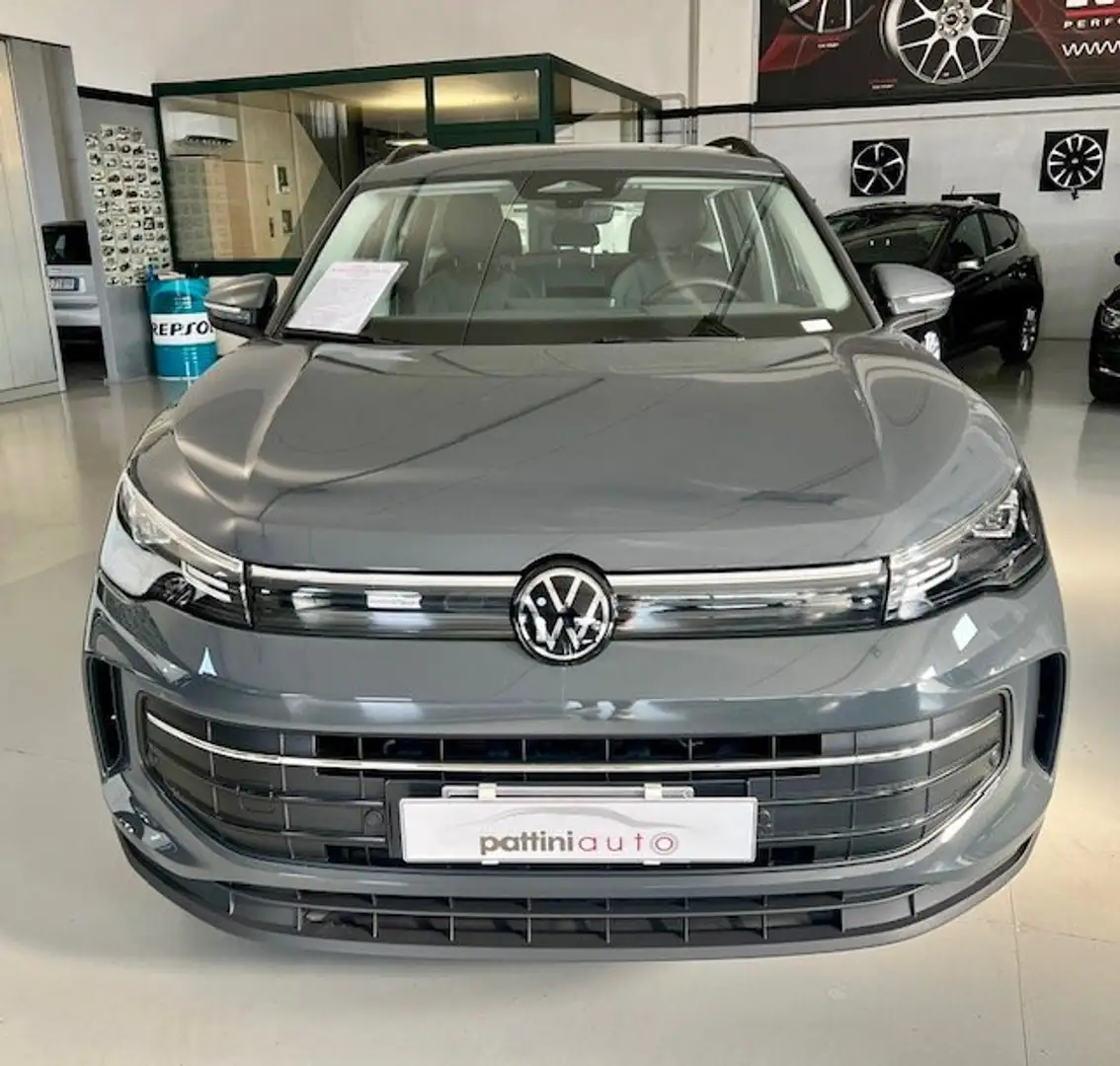 Volkswagen Tiguan Tiguan 2.0 tdi Life 150cv dsg Grigio - 2
