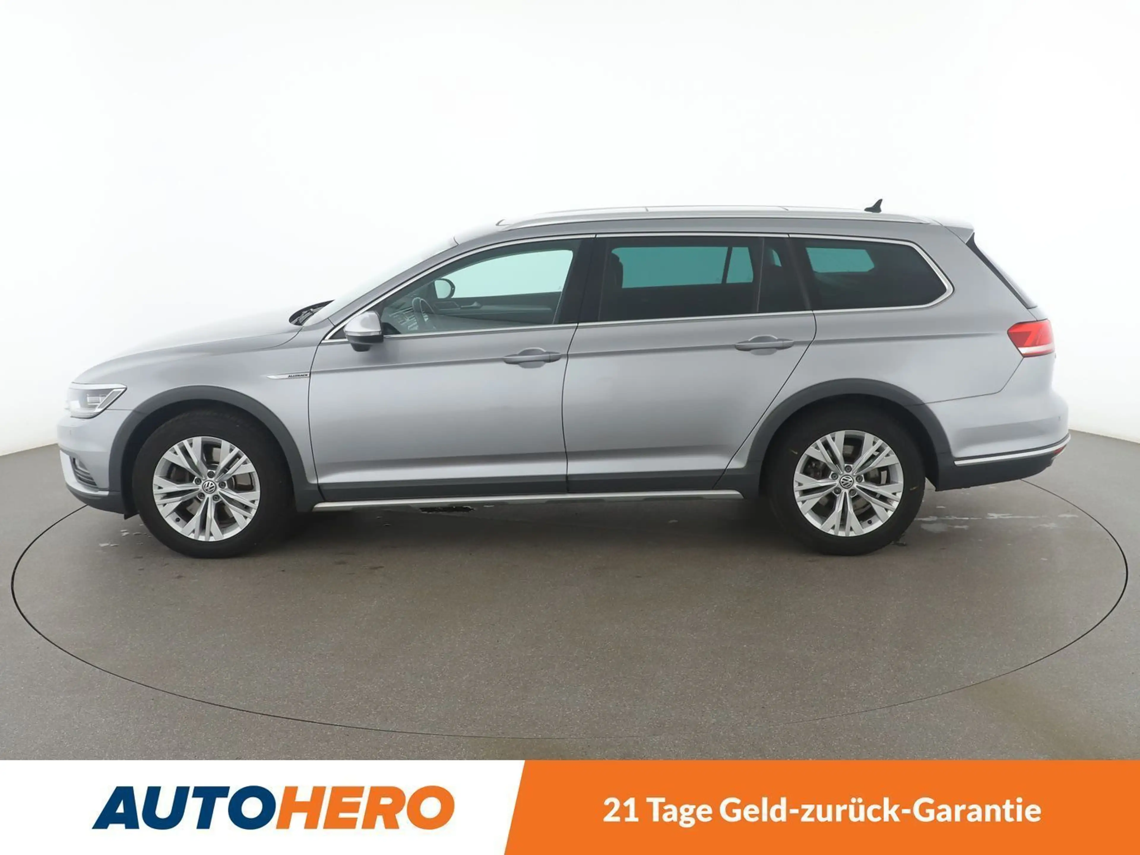 Volkswagen Passat Alltrack 2.0 TDI 4Motion BlueMotion Tech Aut.*NAVI*LED*ACC* — photo 3
