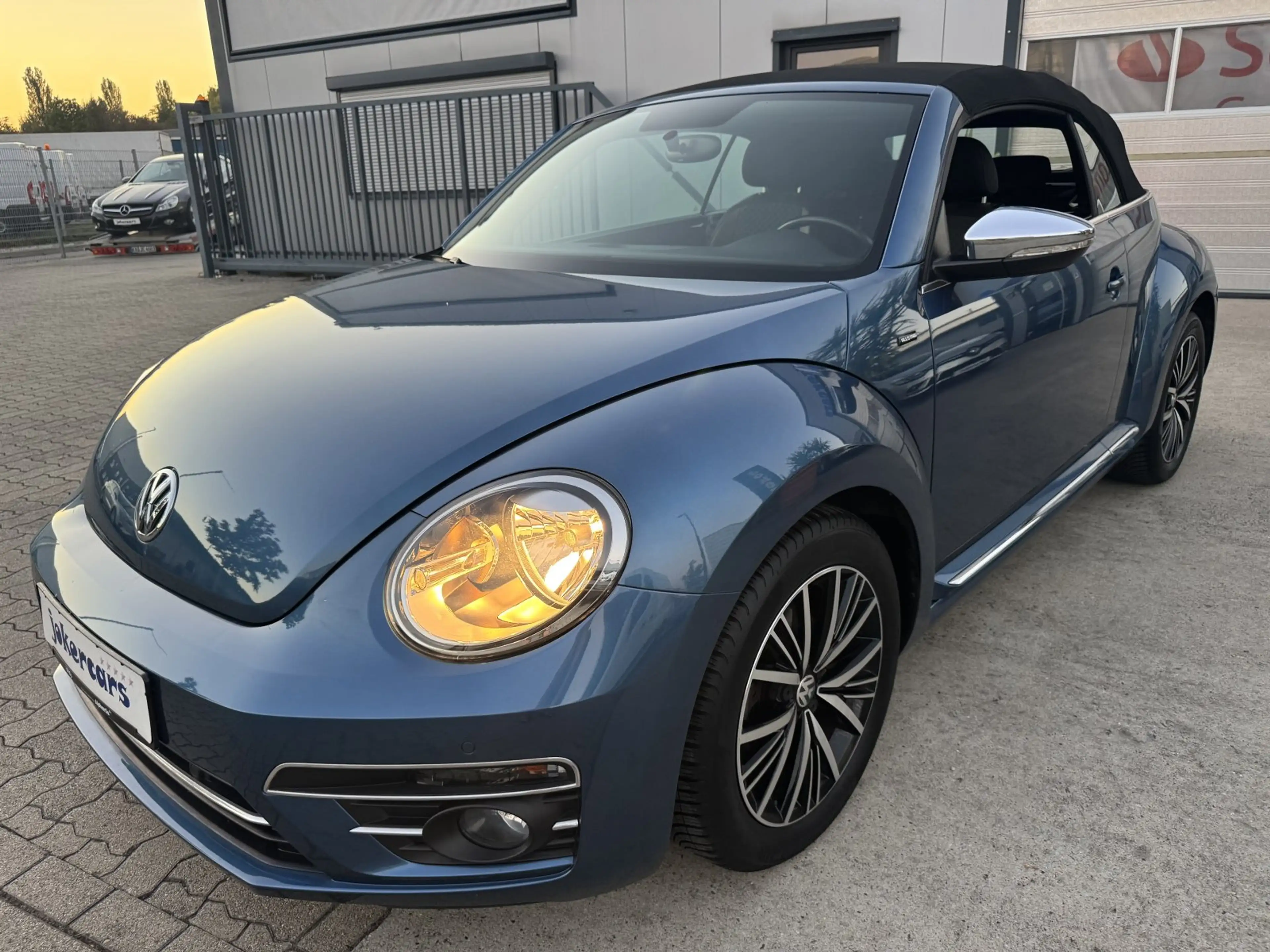 Volkswagen Beetle Cabriolet Allstar 1.Besitz Navi,Kamera,Sitzheizung — photo 3