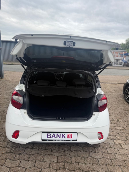 Hyundai i10 Trend *TEMPO*PDC*SHZ*SPUR*KLIMA* — photo 7