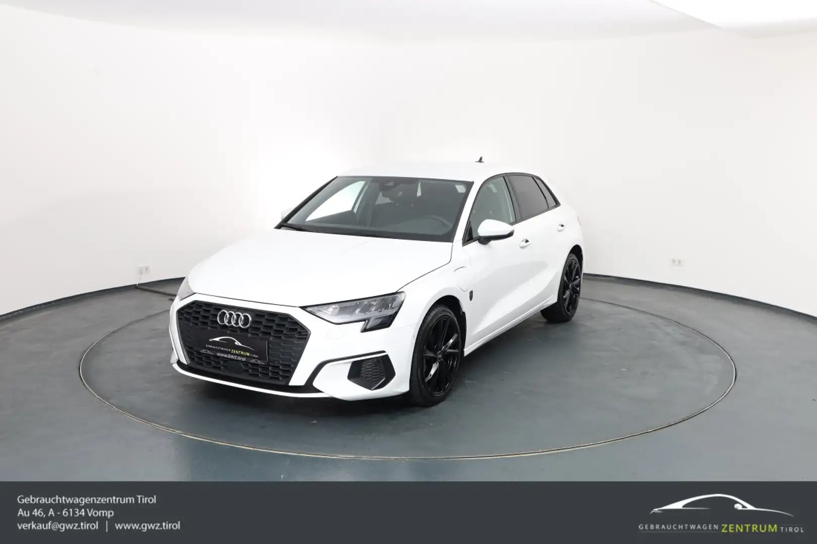 Audi A3 40 TFSIe AHK/ KEY LESS / NAVI / ACC / TOP! Weiß - 1