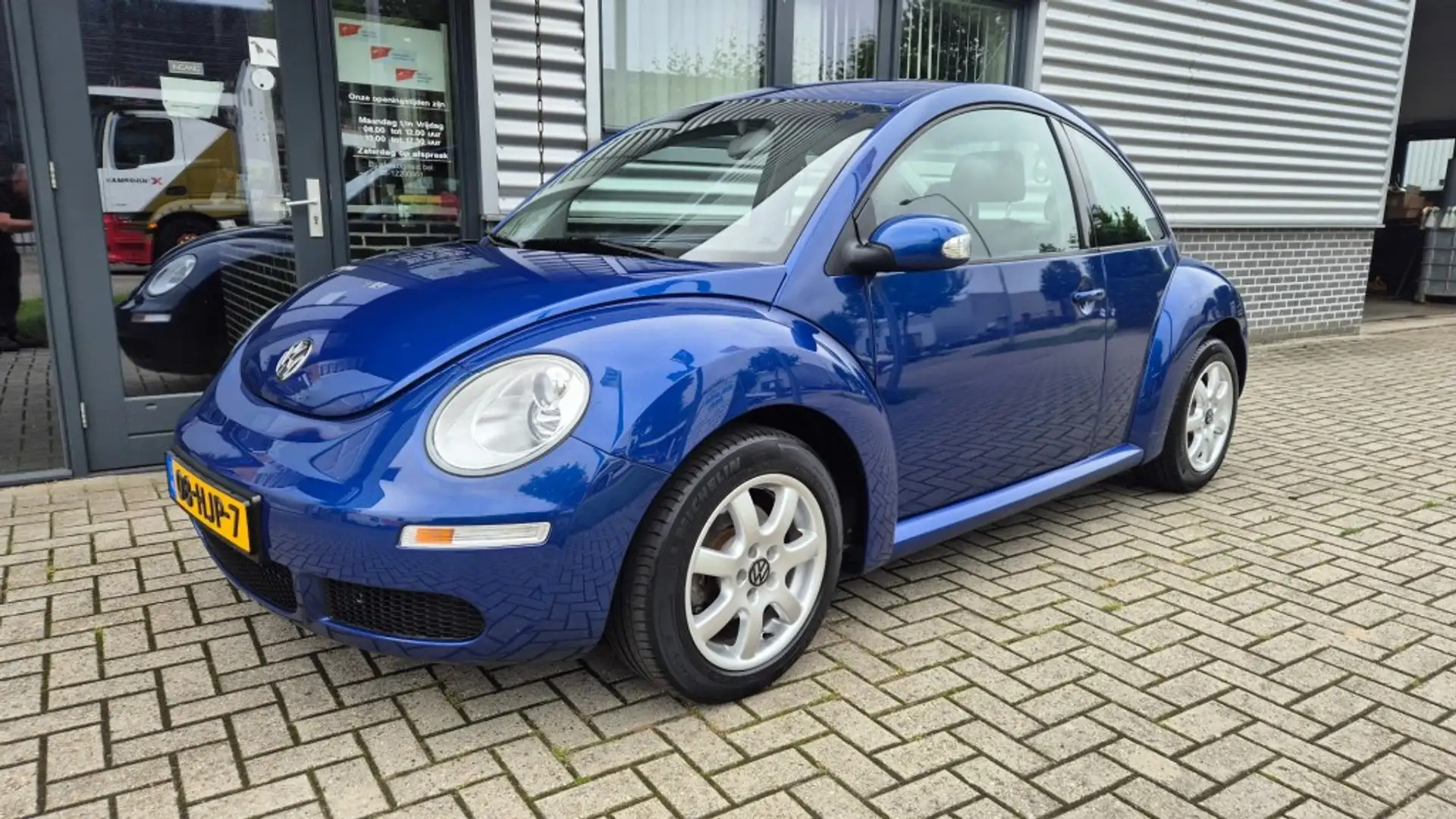 Volkswagen New Beetle 1.4 16V Comfortline Airco centr vergrendeling Crui Blauw - 1