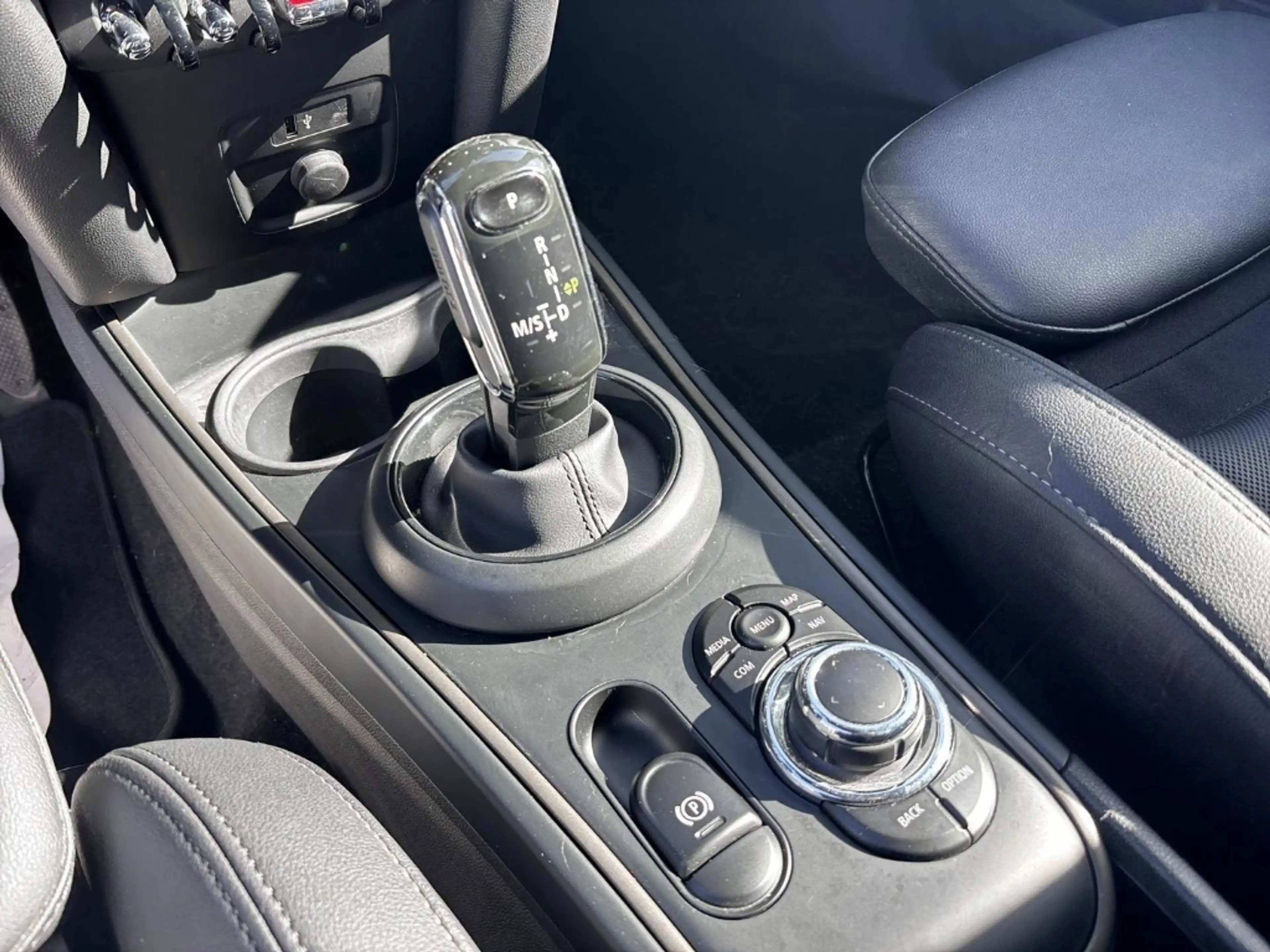 MINI Cooper Countryman Navi Digitales Cockpit LED Kurvenlicht Mehrzonenkl — photo 13