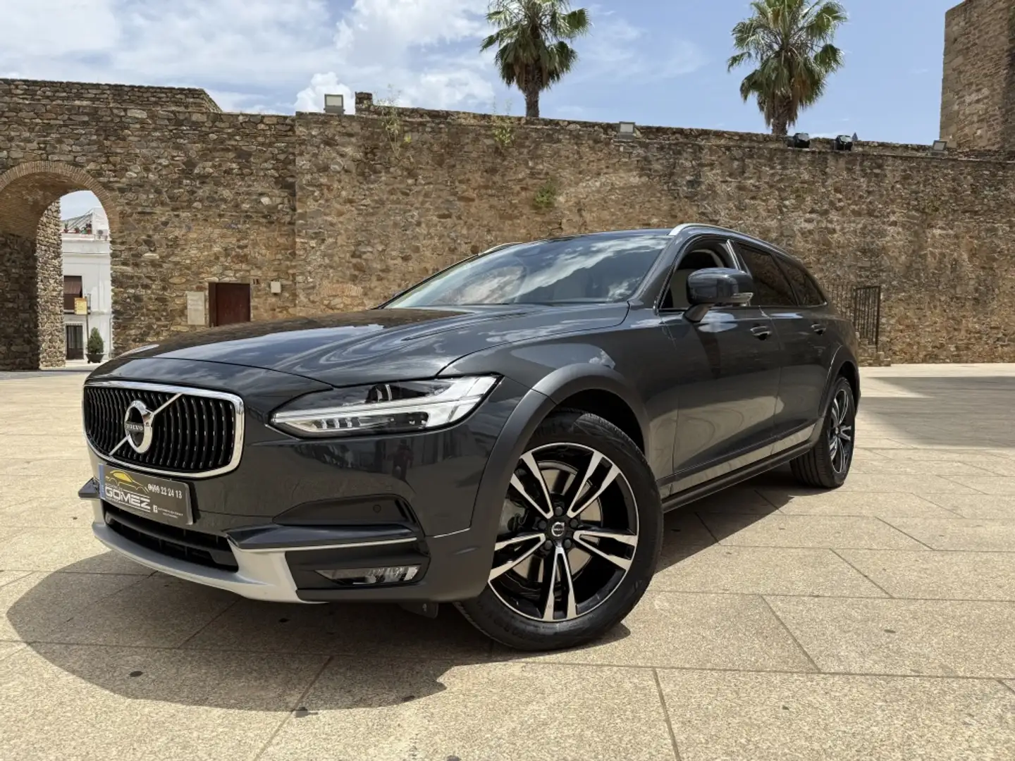 Volvo V90 Cross Country B5 AWD Aut. Gris - 1
