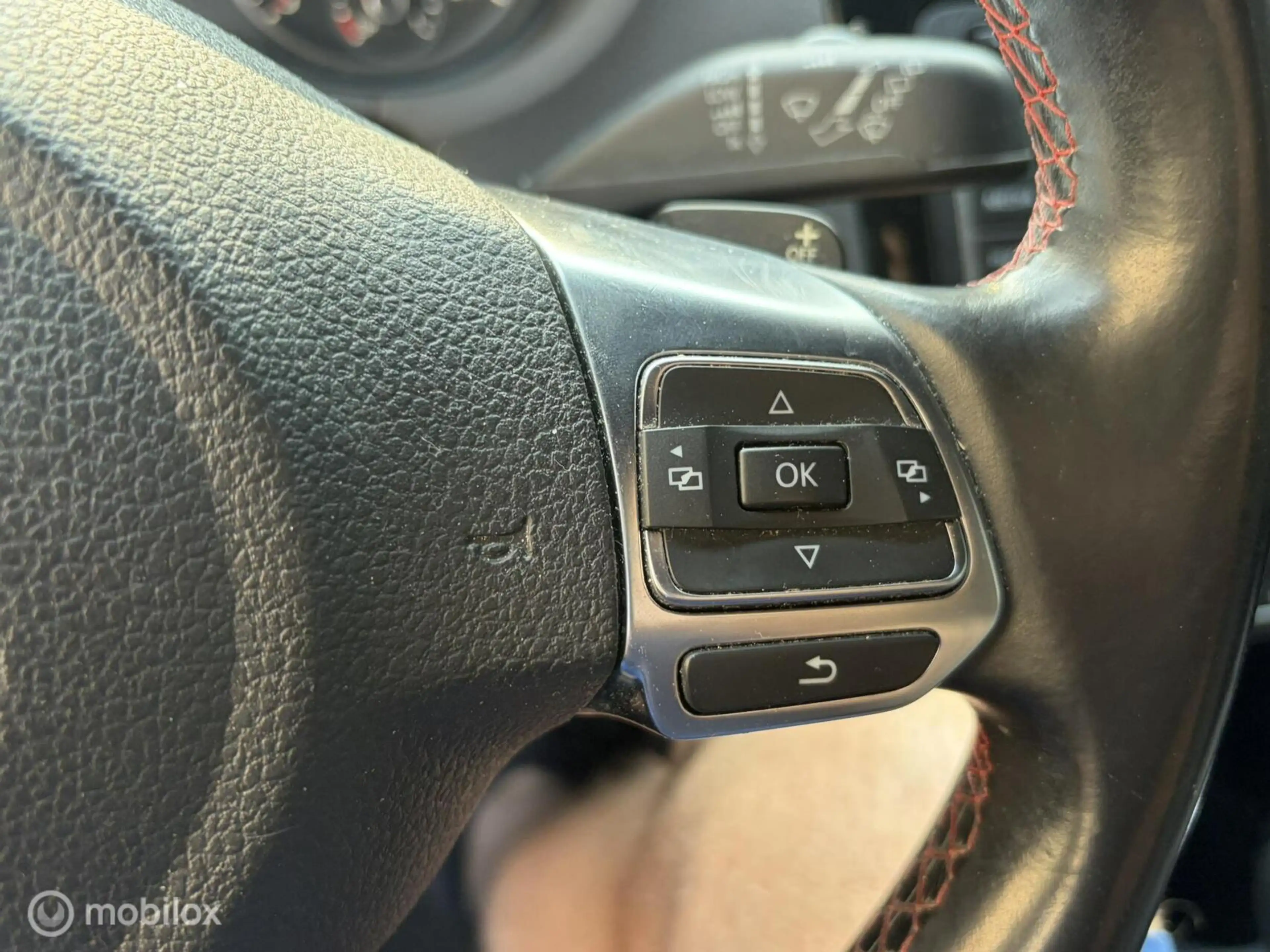 Volkswagen Polo GTI 1.4 TSI — photo 16