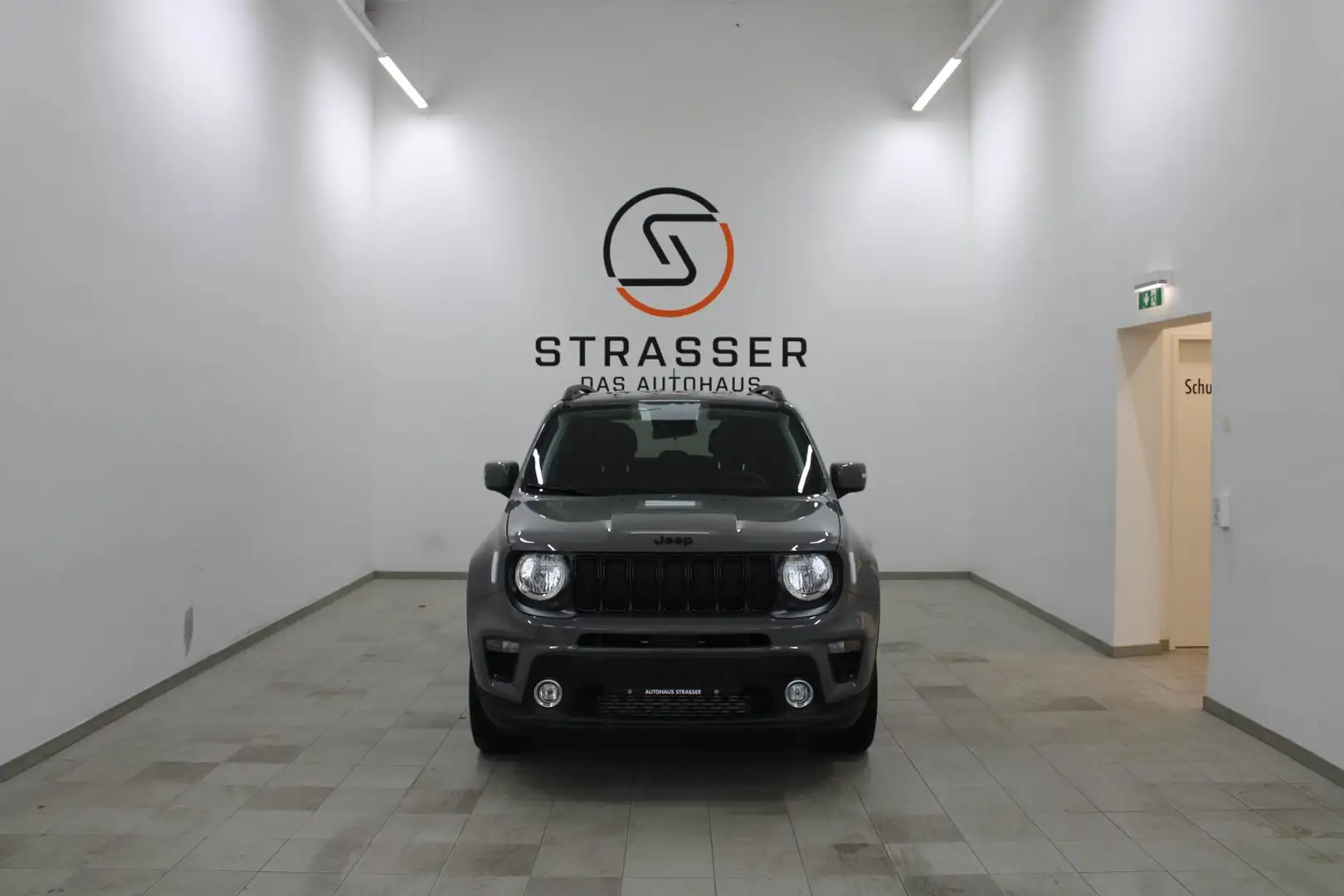 Jeep Renegade 2,0 MultiJet II 140 Longitude A Grau - 2