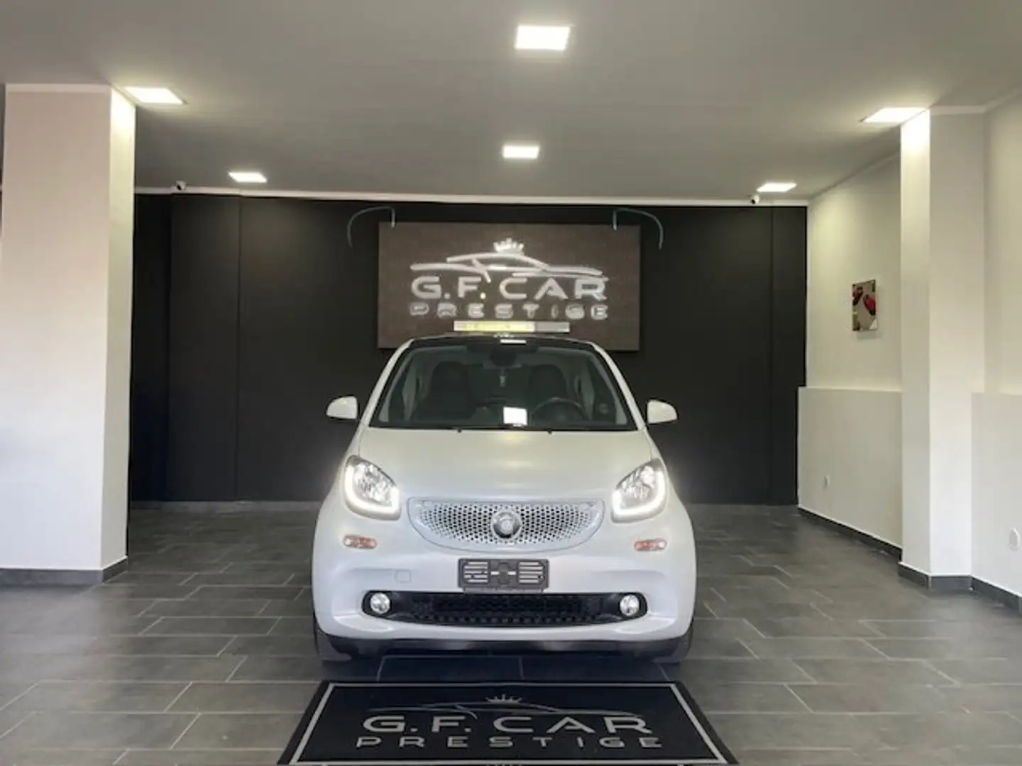 smart forTwo Fortwo 1.0 Prime 71cv twinamic Bianco - 1