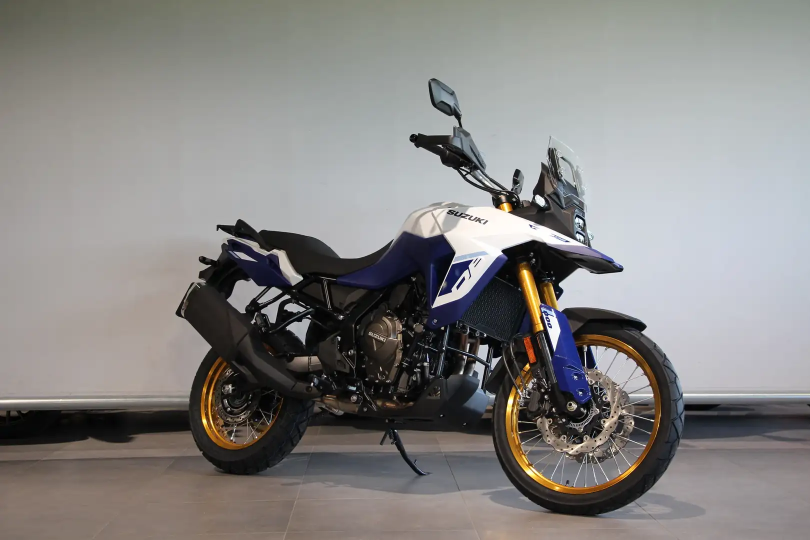 Suzuki V-Strom 800DE Zwart - 2