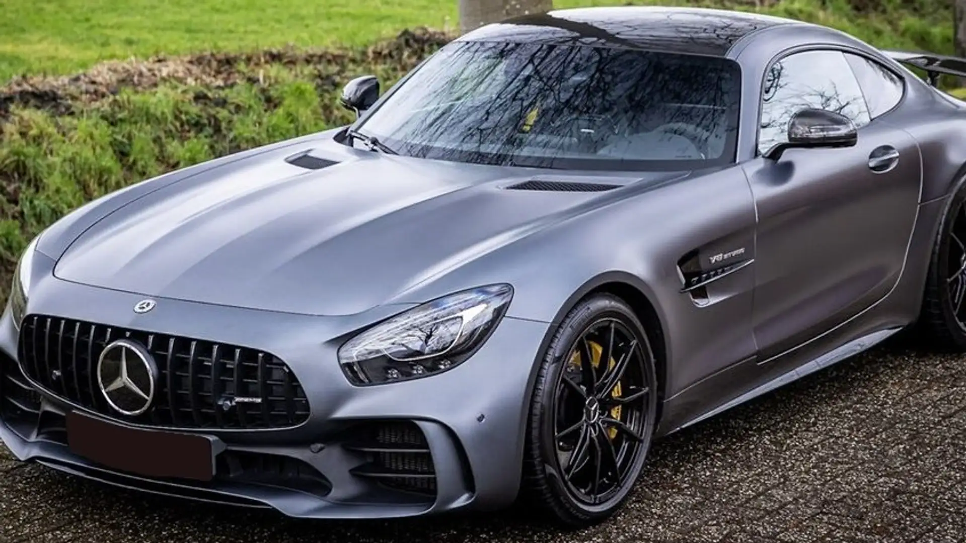 Mercedes-Benz AMG GT Coupé R Gris - 2