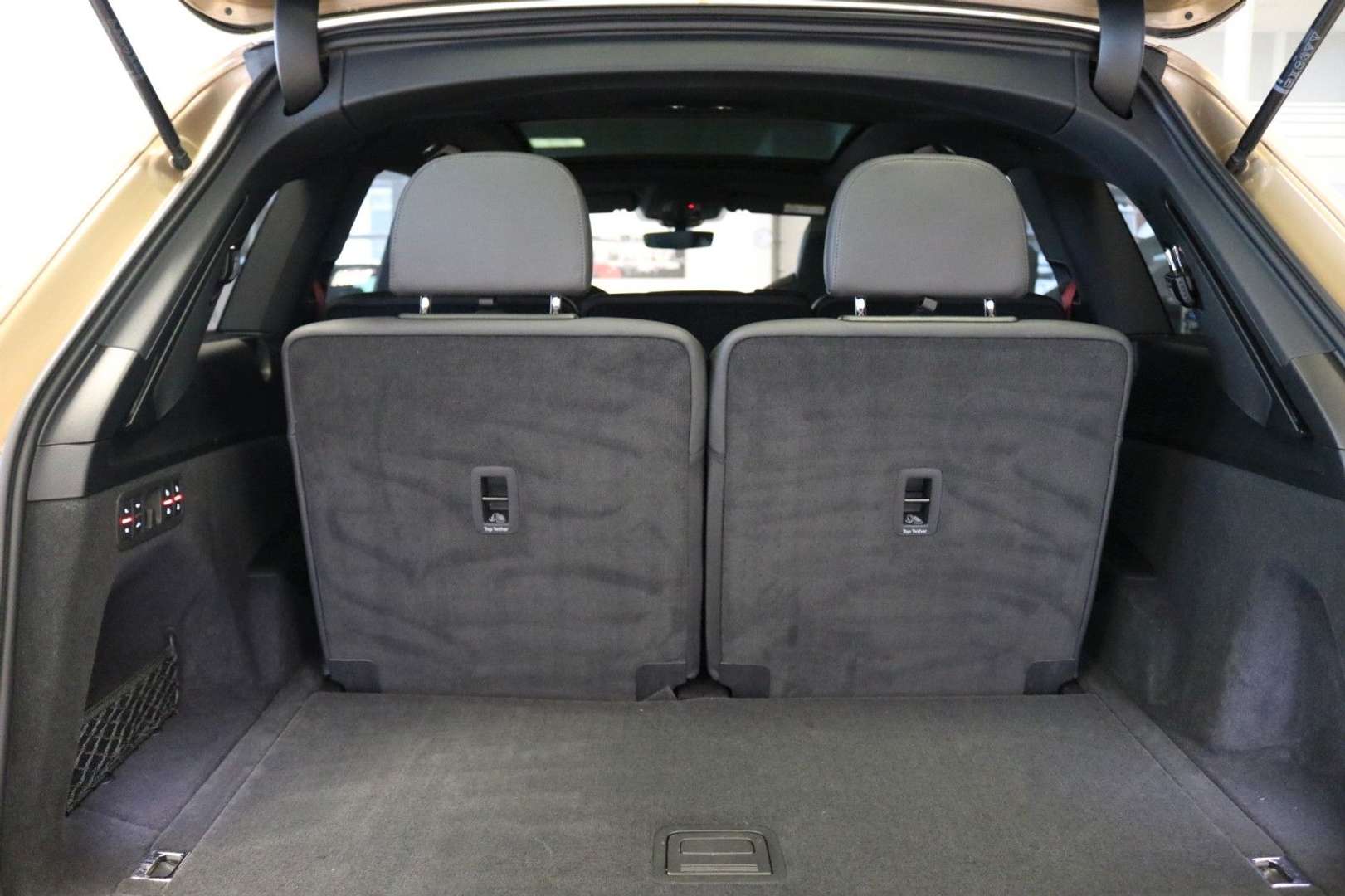 Audi Q7 S Line Competition Plus -  - Joinsteer - #3