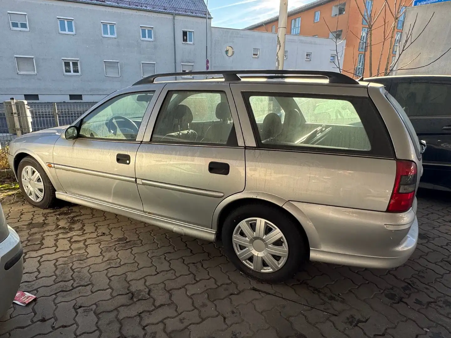 Opel Vectra DTI 16V Comfort*Klima* Silber - 2