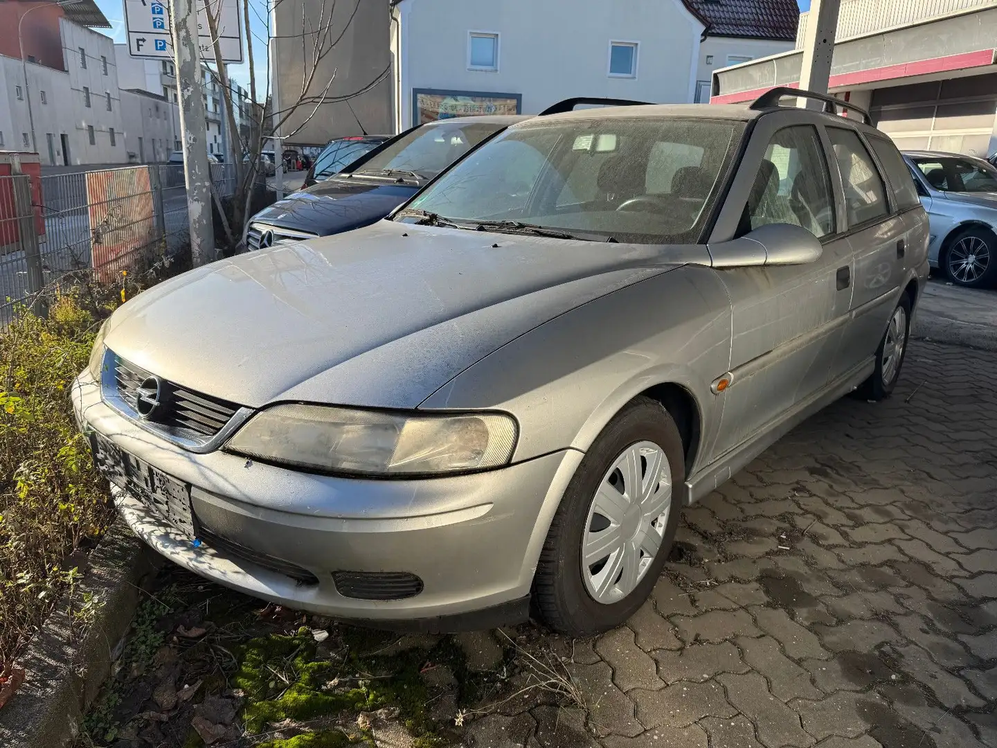 Opel Vectra DTI 16V Comfort*Klima* Silber - 1