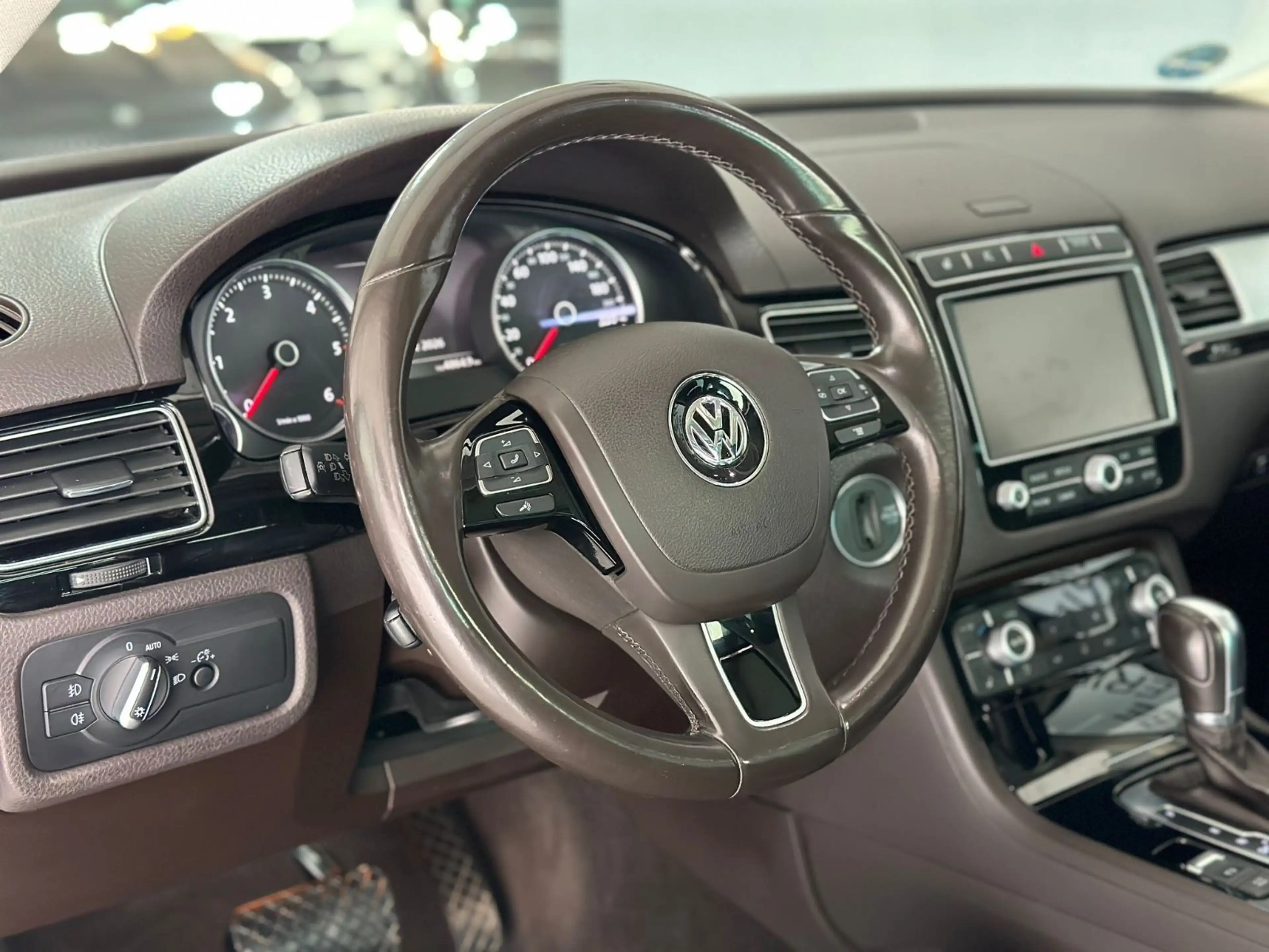 Volkswagen Touareg V6 3.0 TDI DSG Terrain Tech 4Motion Voll — photo 3