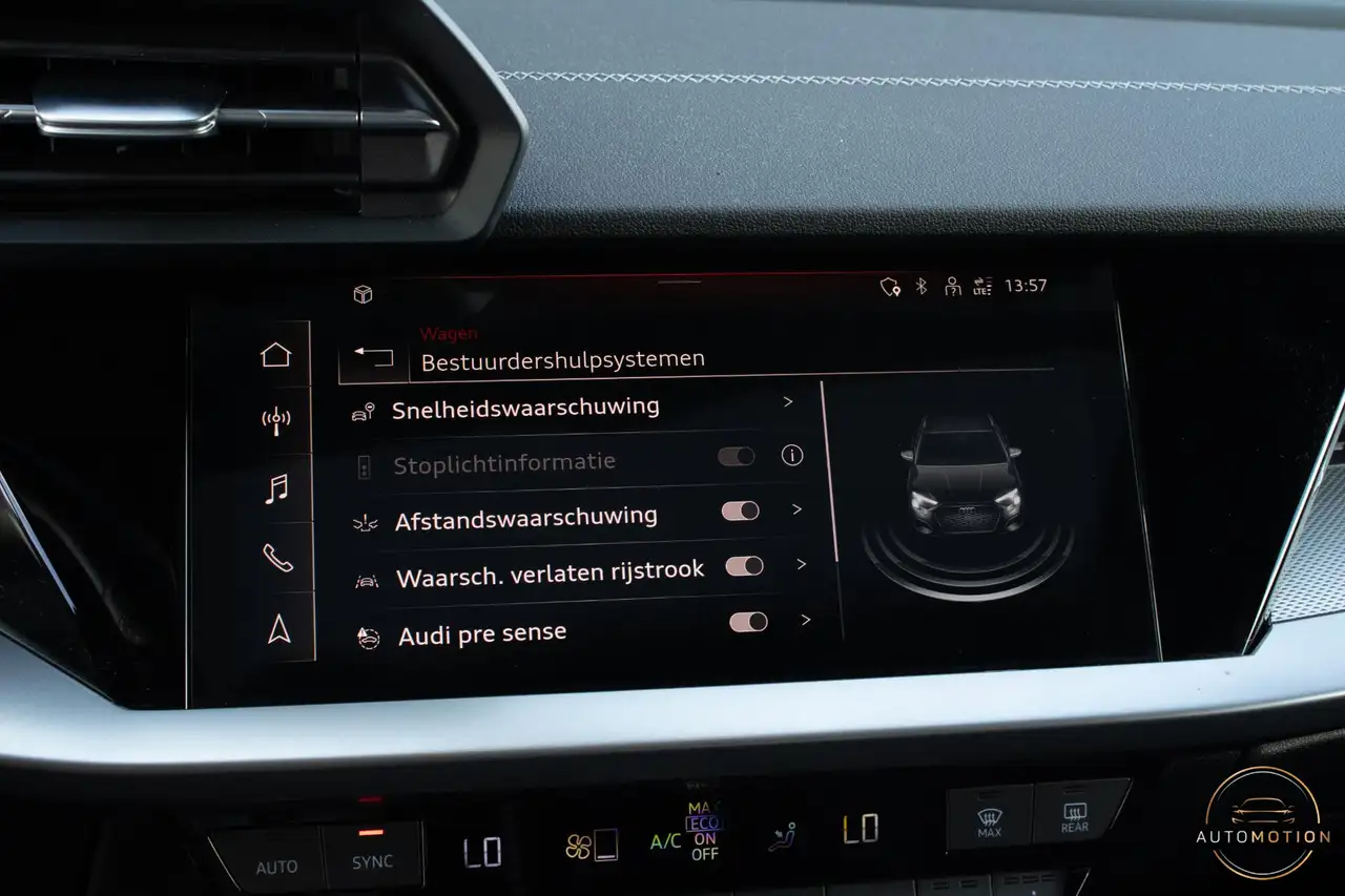 Audi A3 Sportback 45 TFSIe Sline Competition PANO MATRIX M, миниатюра 26